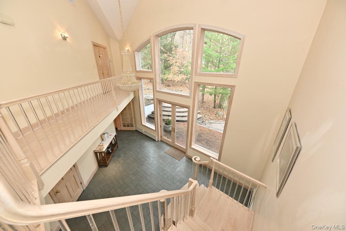 #20 photo, 27 Sky Meadow Road, Suffern , NY 10901