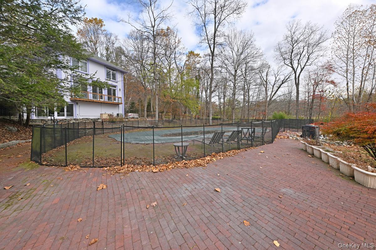 #5 photo, 27 Sky Meadow Road, Suffern , NY 10901