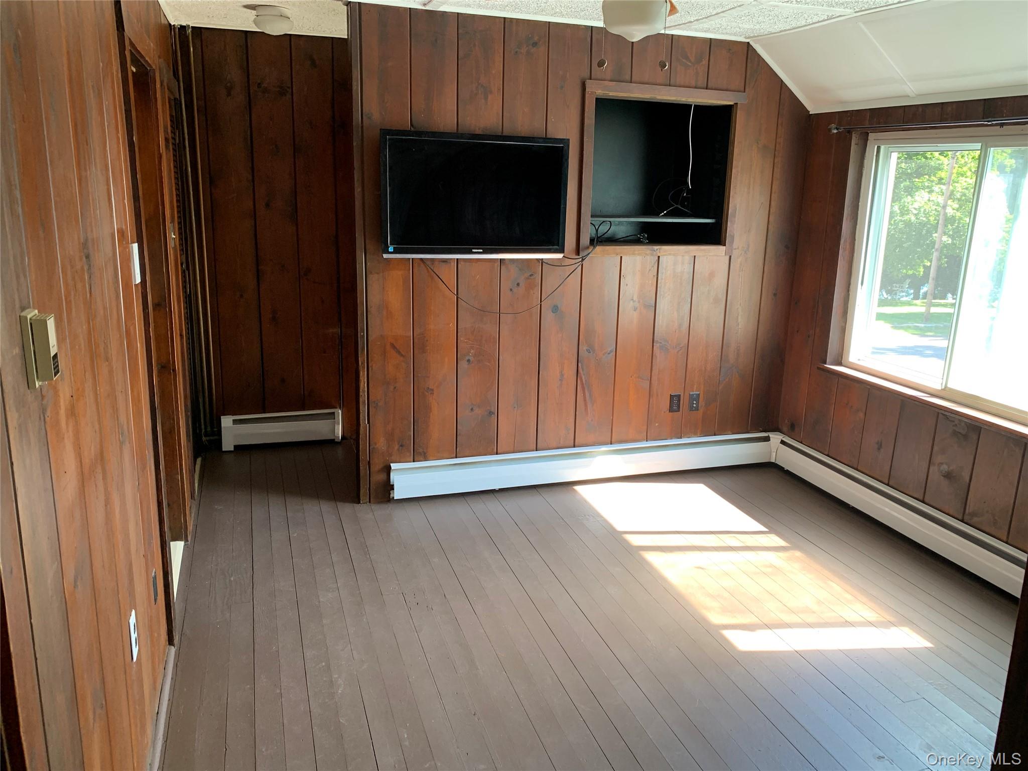 #3 photo, 1860 Main Street, Mohegan Lake , NY 10547