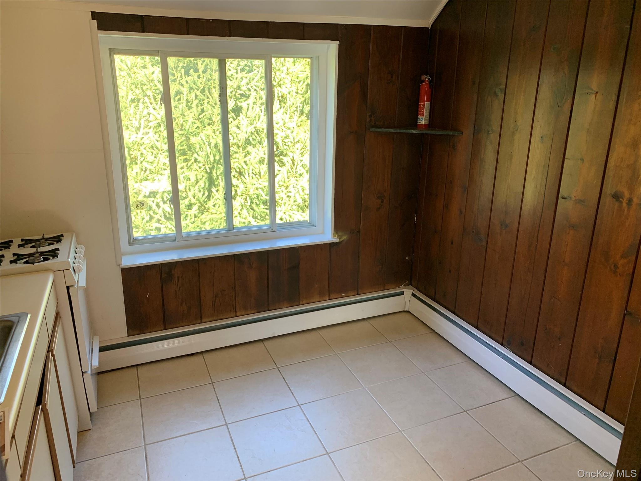 #6 photo, 1860 Main Street, Mohegan Lake , NY 10547