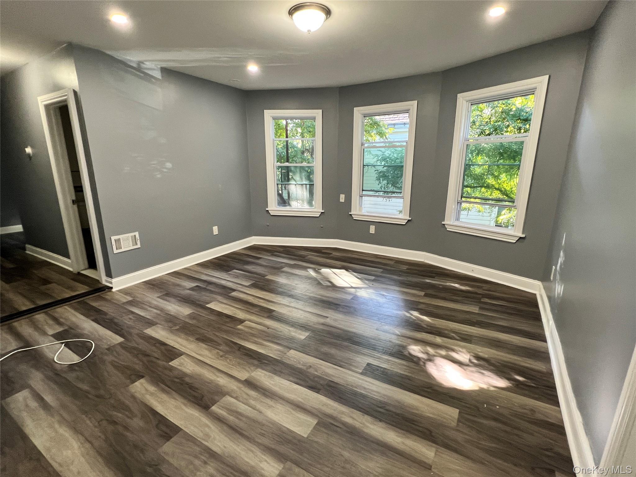 #2 photo, 58 Lincoln Avenue, Poughkeepsie , NY 12601