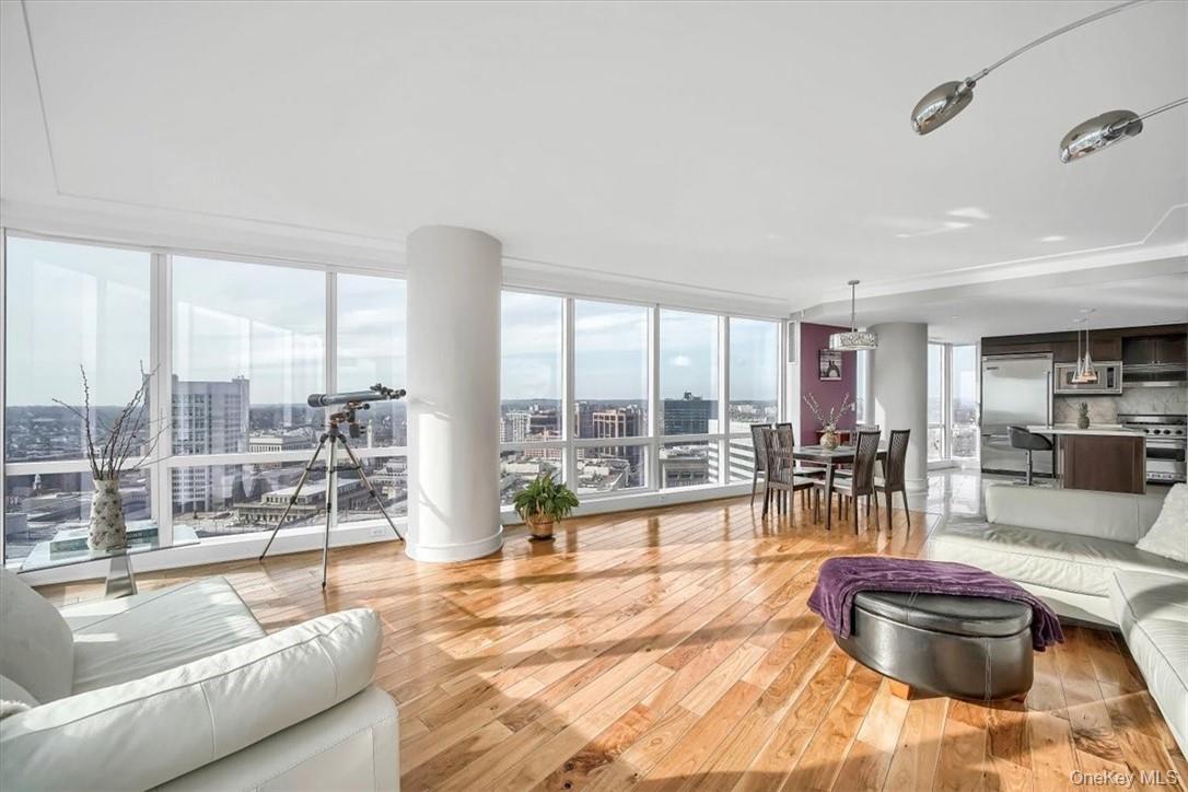 #4 photo, 1 Renaissance Square, White Plains , NY 10601