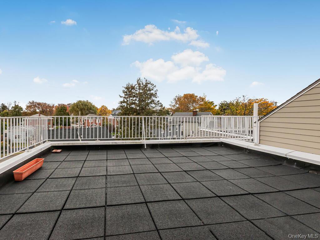 #16 photo, 240 Bowne Street, Bronx , NY 10464