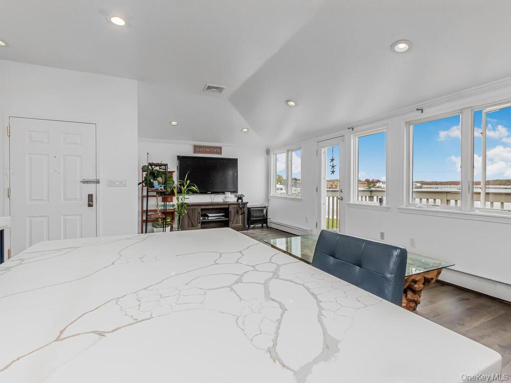 #5 photo, 240 Bowne Street, Bronx , NY 10464