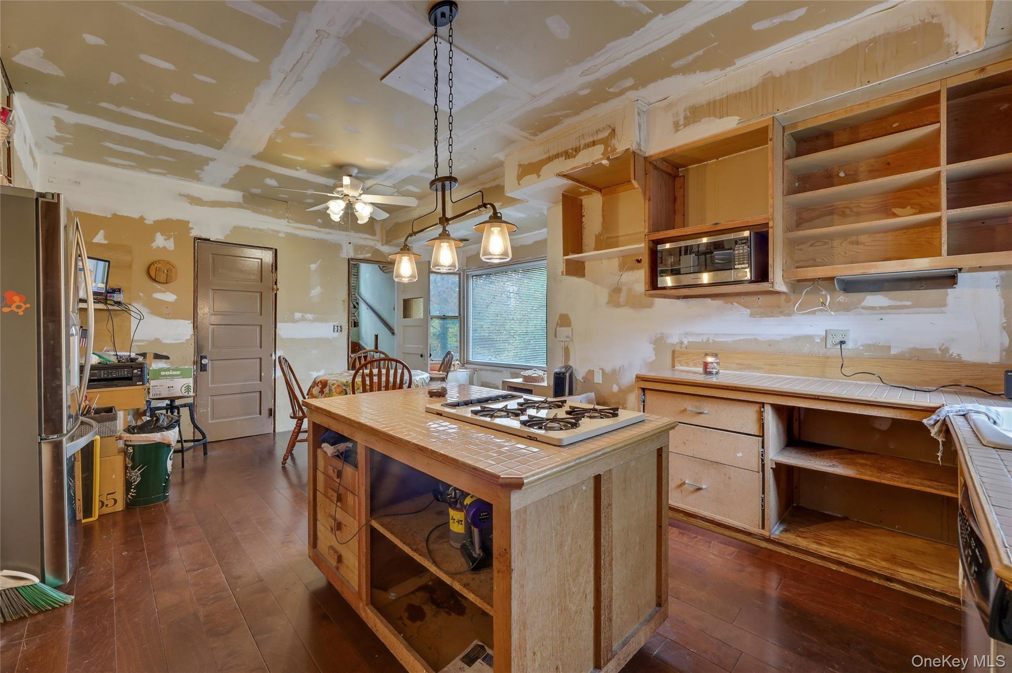 #11 photo, 644 Route 304, New City , NY 10956