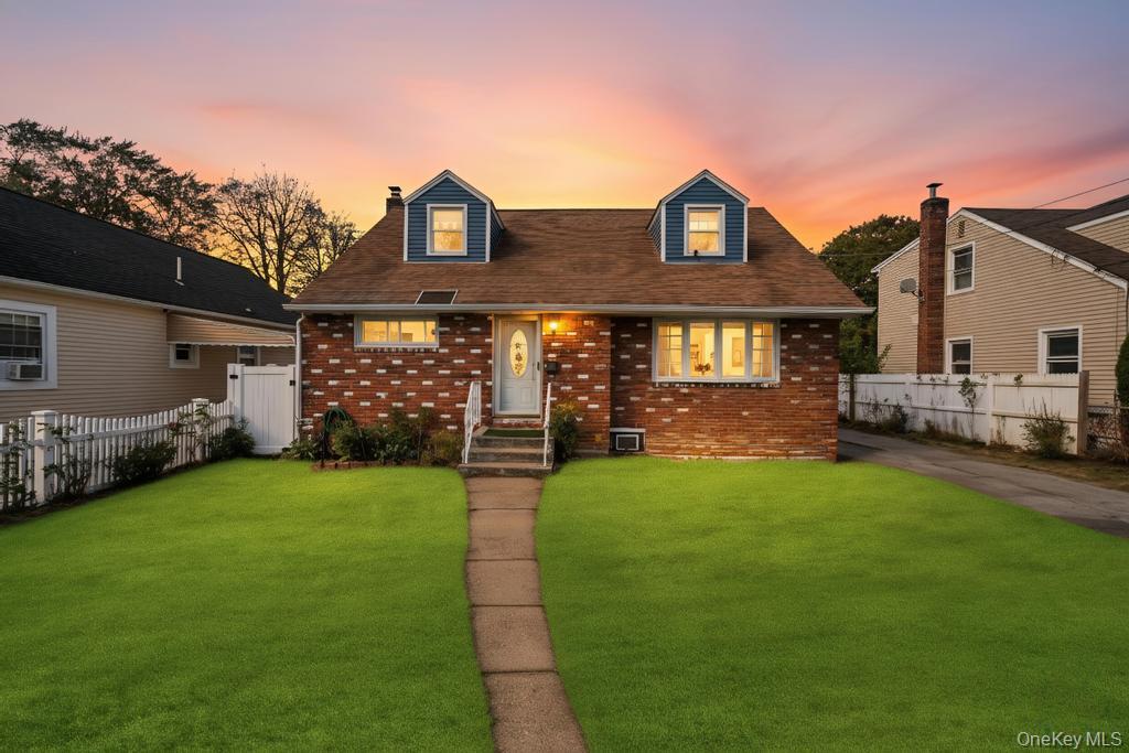 #1 photo, 511 Northern Parkway, Uniondale , NY 11553