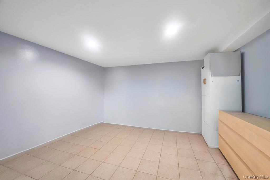 #14 photo, 511 Northern Parkway, Uniondale , NY 11553