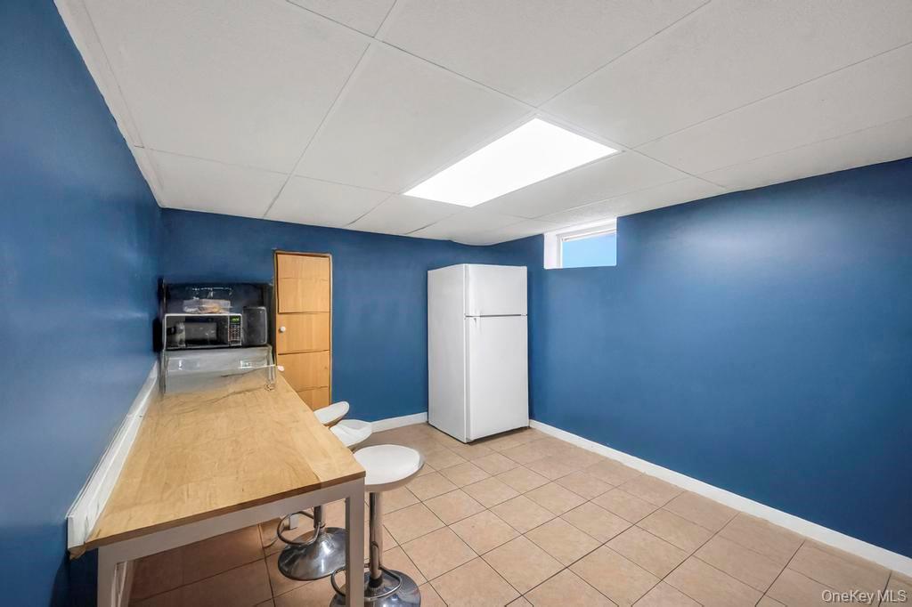 #15 photo, 511 Northern Parkway, Uniondale , NY 11553