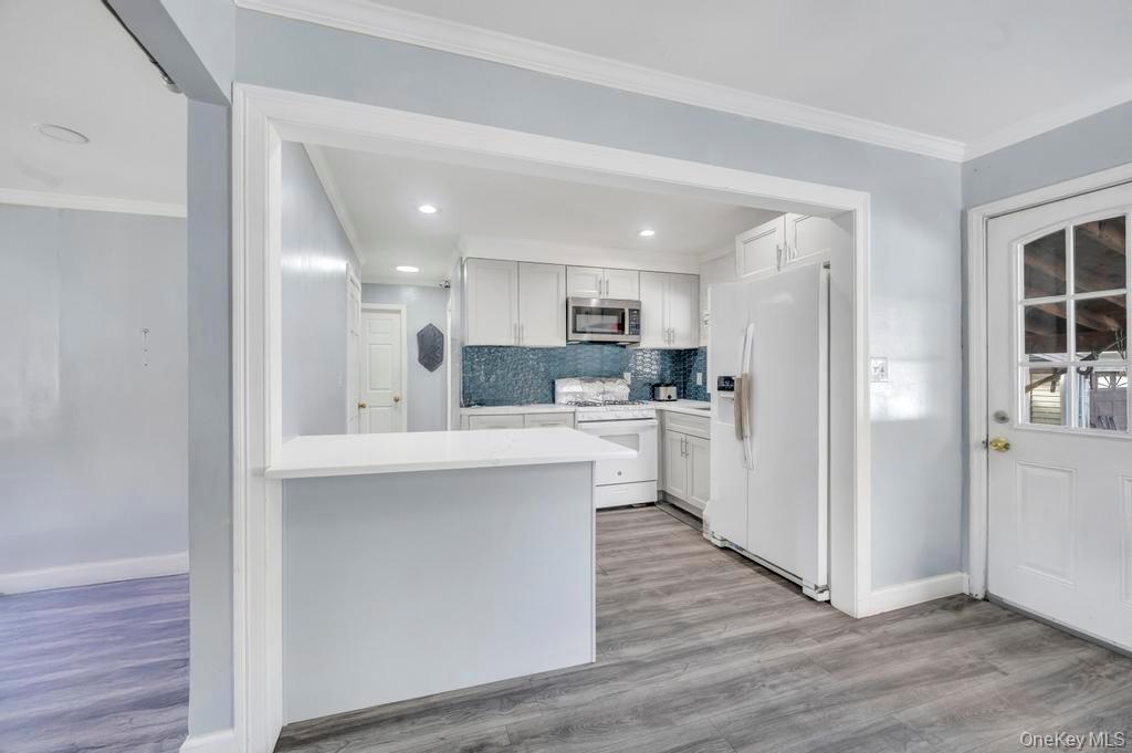 #6 photo, 511 Northern Parkway, Uniondale , NY 11553