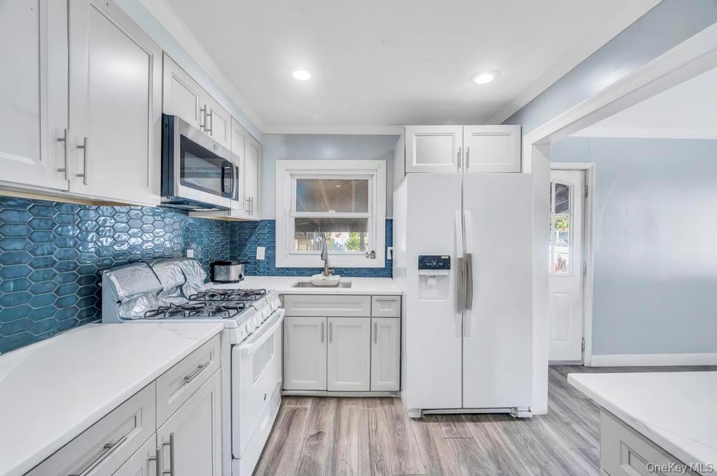 #8 photo, 511 Northern Parkway, Uniondale , NY 11553