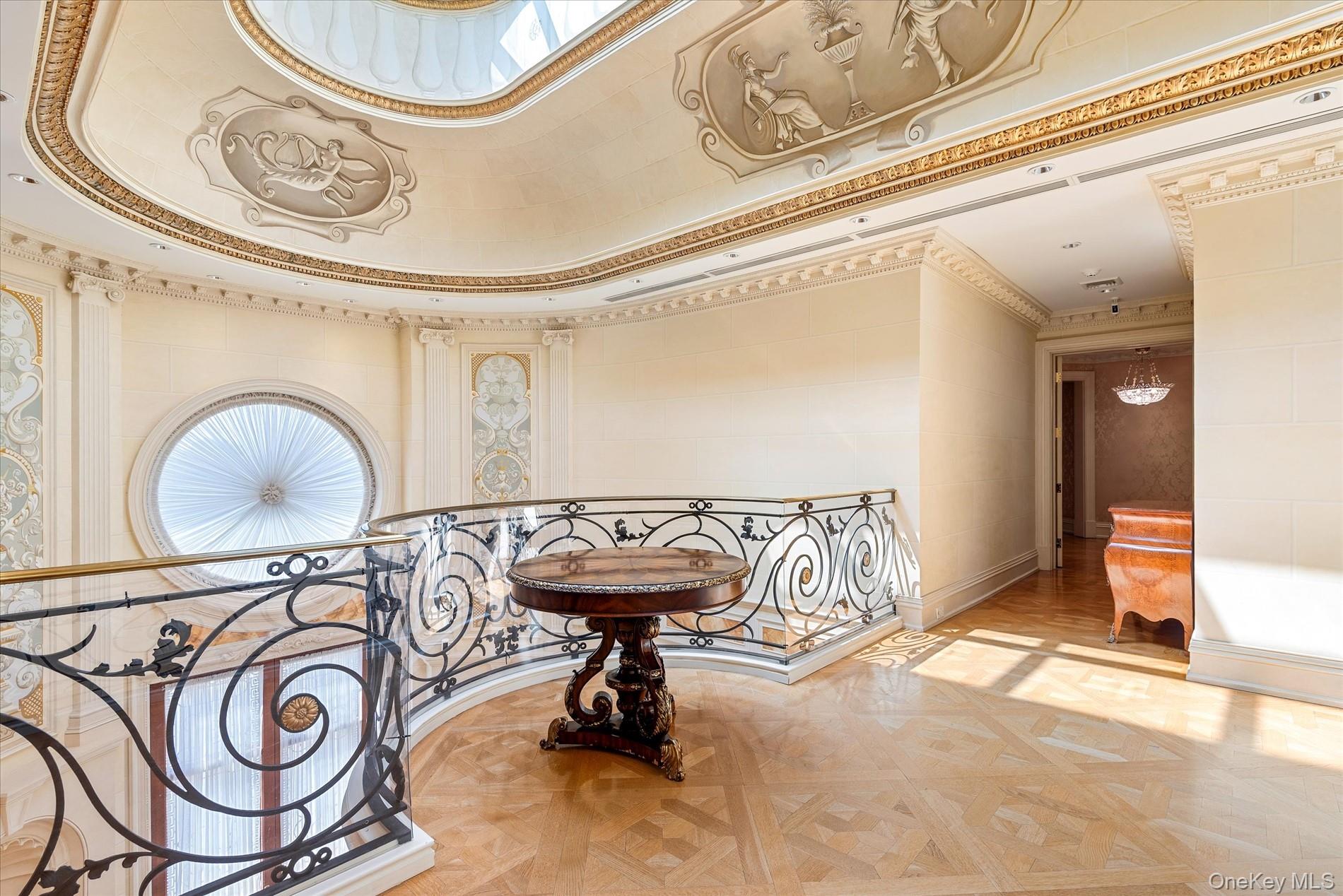 #20 photo, Kings Point Road, Great Neck , NY 11024