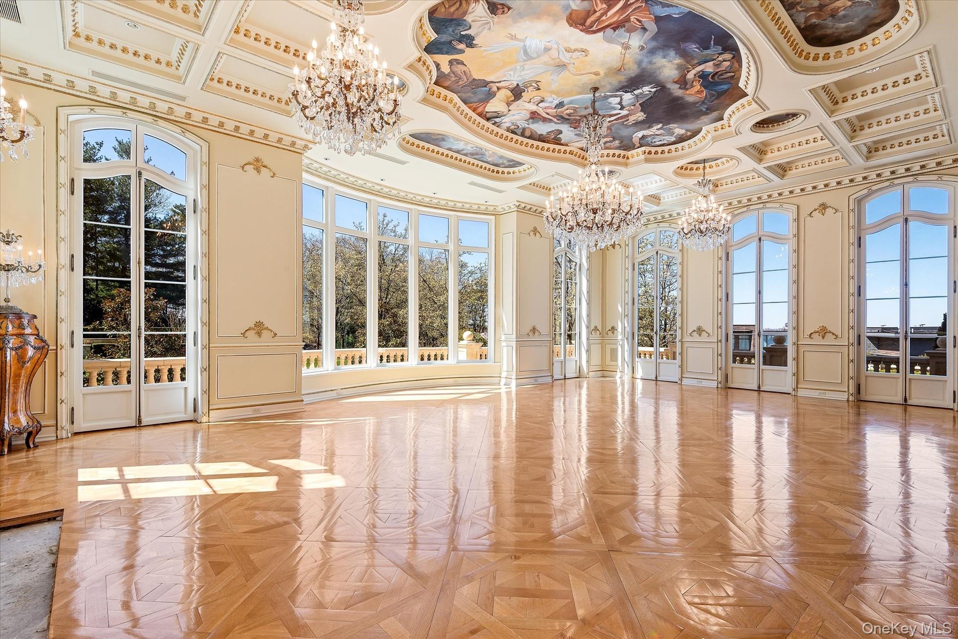 #8 photo, Kings Point Road, Great Neck , NY 11024