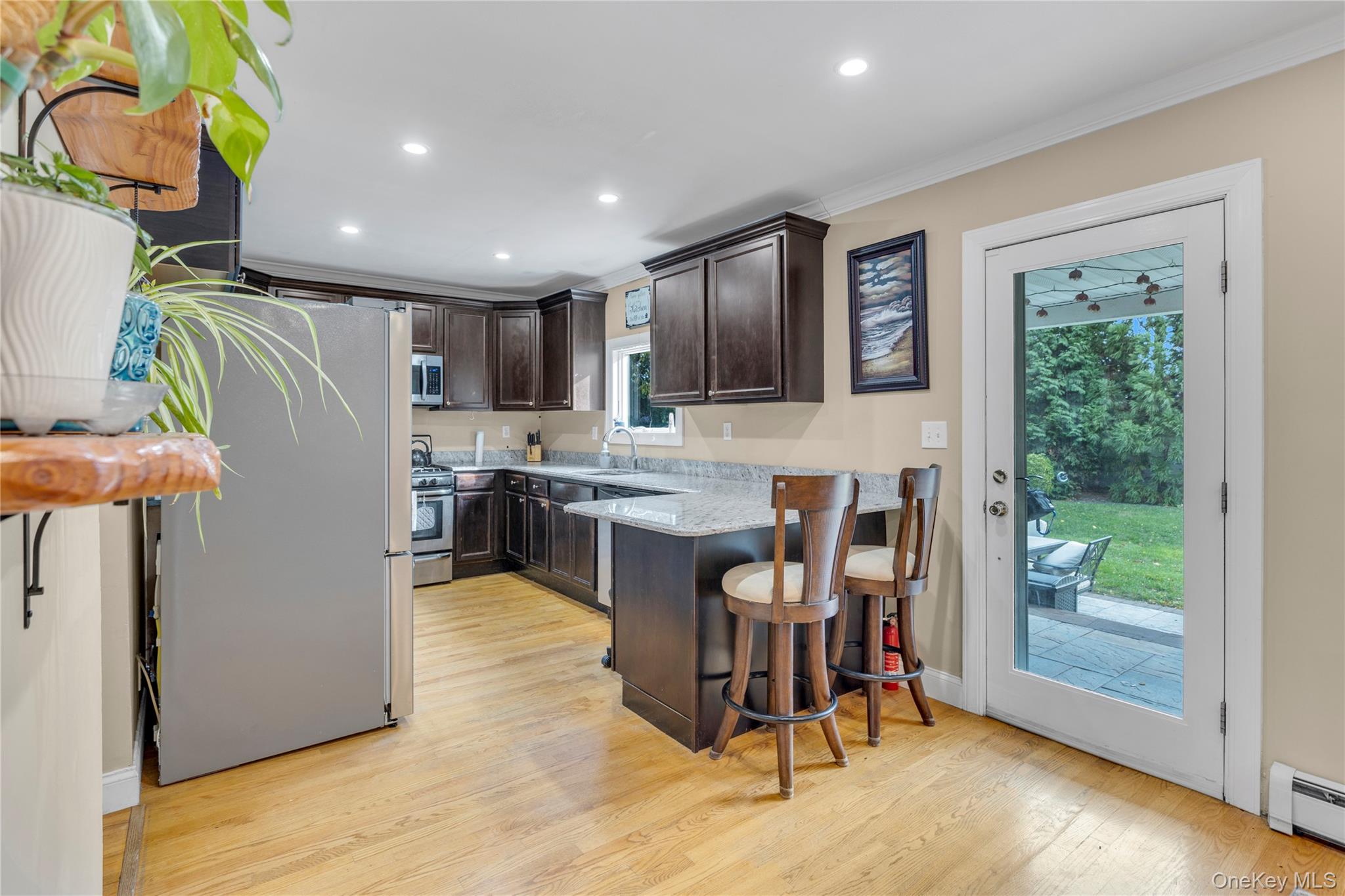 #10 photo, 84 Cedar Street, Islip , NY 11751