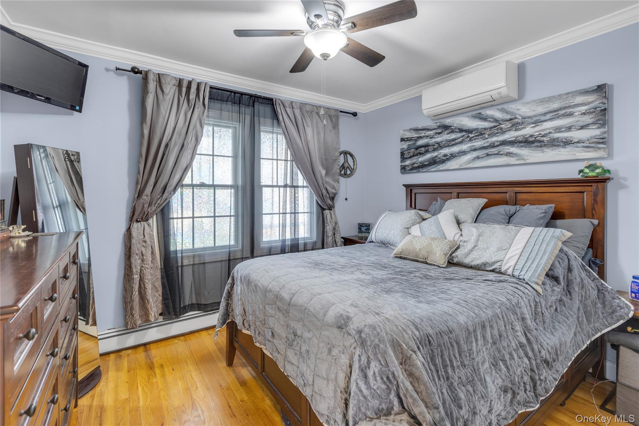 #12 photo, 84 Cedar Street, Islip , NY 11751