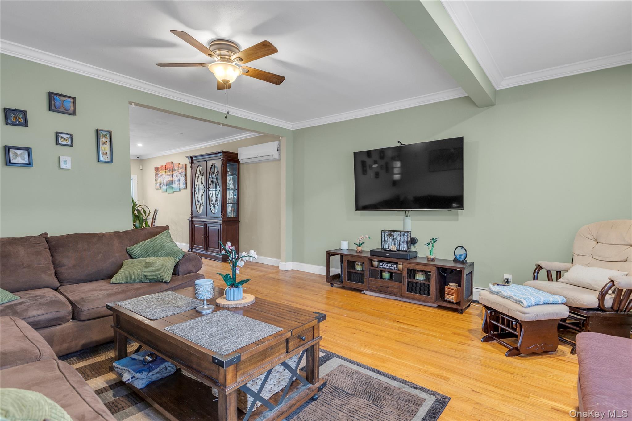 #4 photo, 84 Cedar Street, Islip , NY 11751