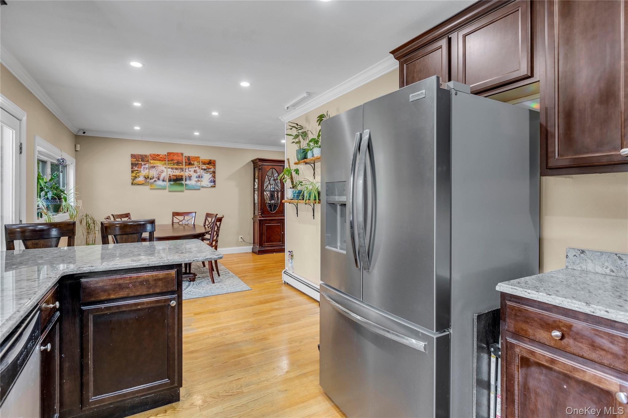 #9 photo, 84 Cedar Street, Islip , NY 11751