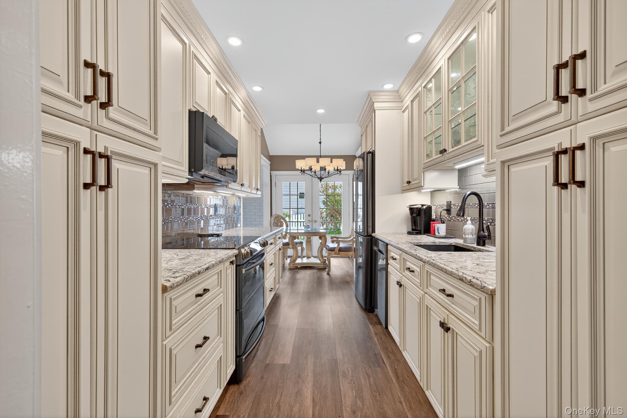 #10 photo, 356 8th Street, Bohemia , NY 11716