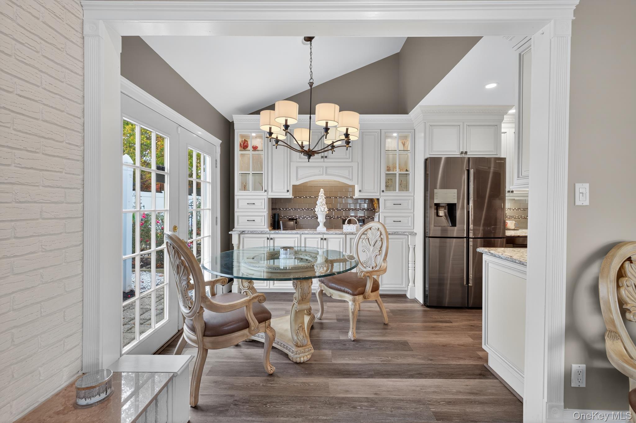 #14 photo, 356 8th Street, Bohemia , NY 11716