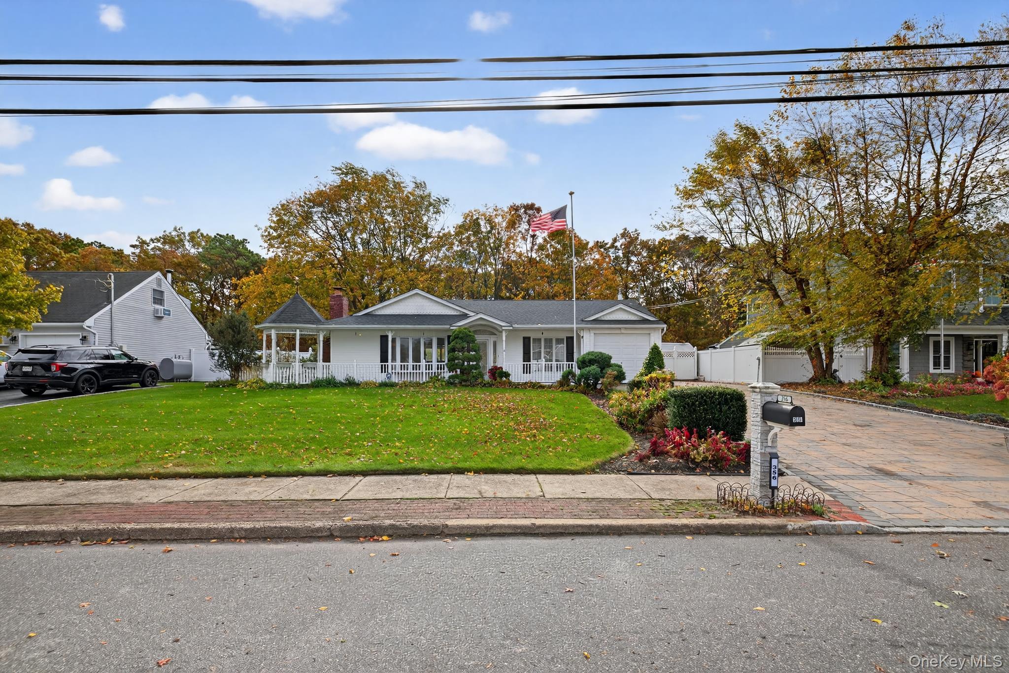 #6 photo, 356 8th Street, Bohemia , NY 11716