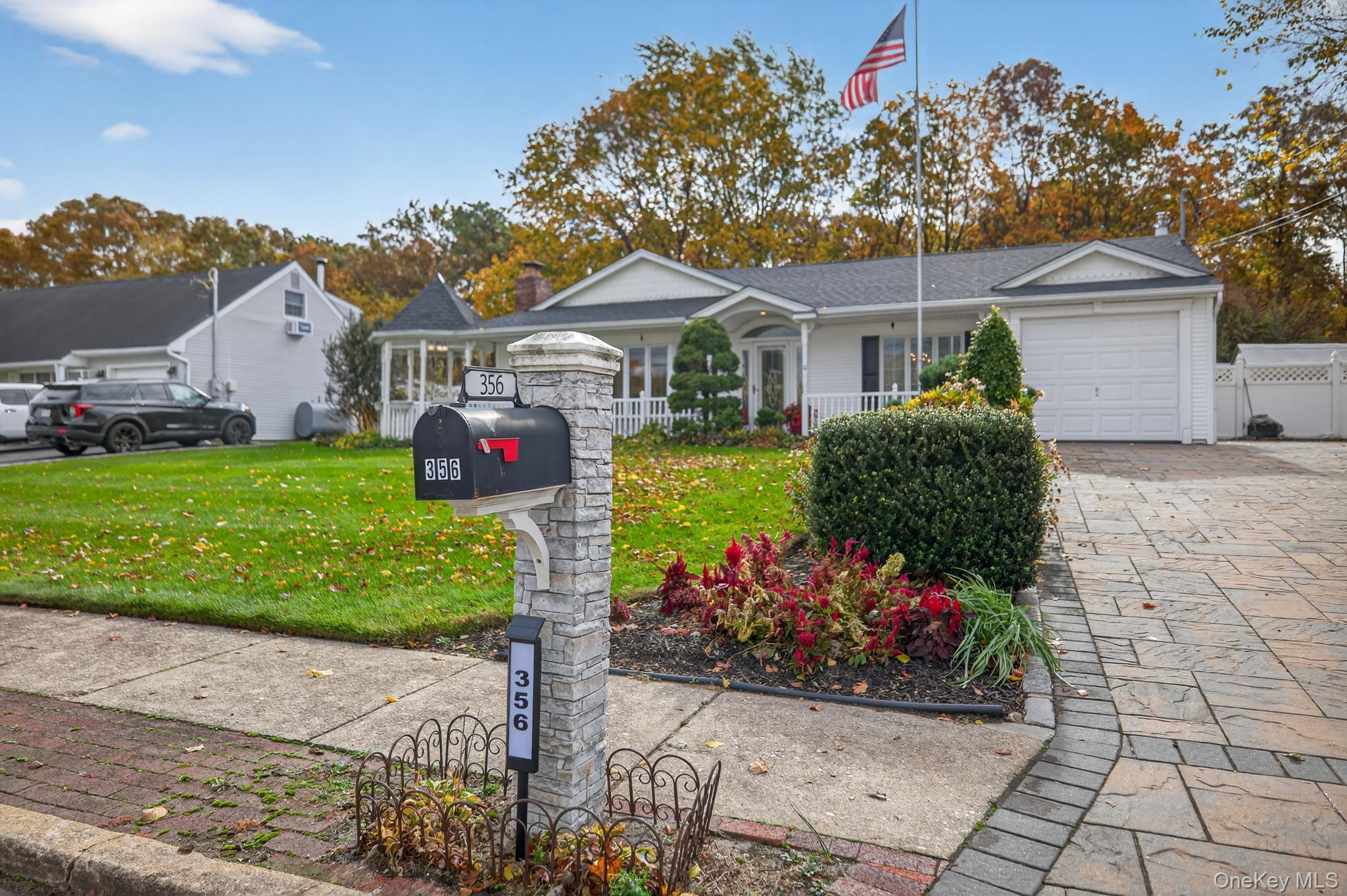 #7 photo, 356 8th Street, Bohemia , NY 11716