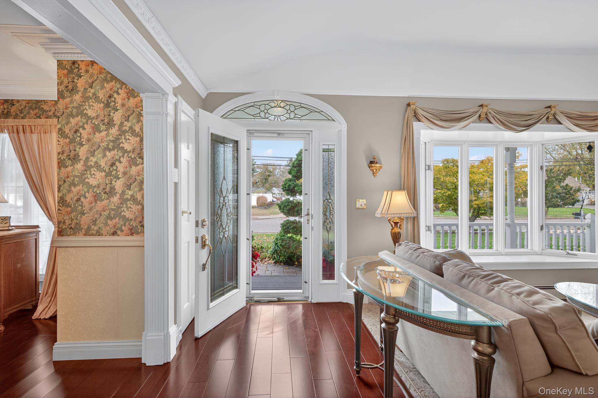 #8 photo, 356 8th Street, Bohemia , NY 11716