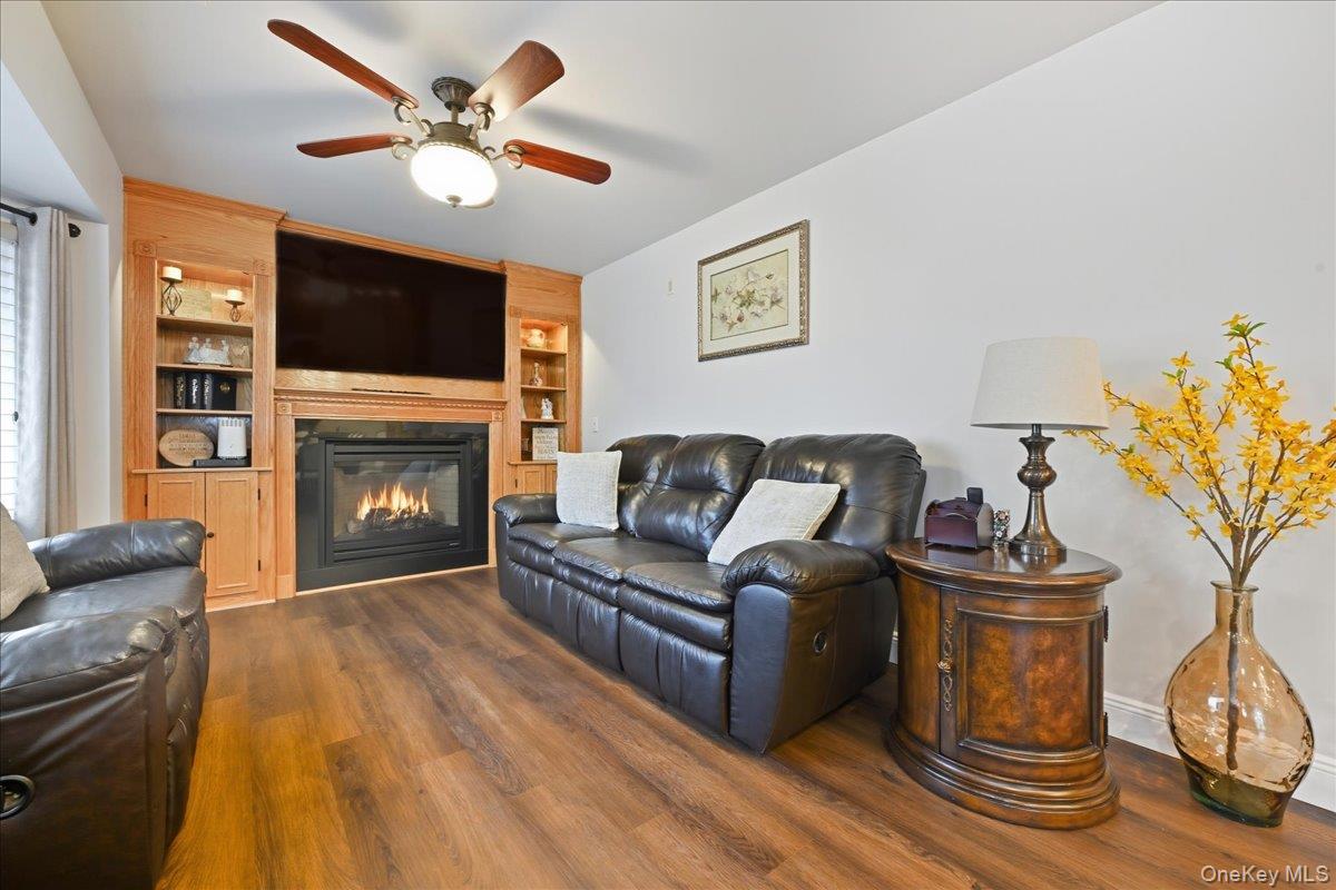 #7 photo, 259 Ocean Avenue, Massapequa Park , NY 11762