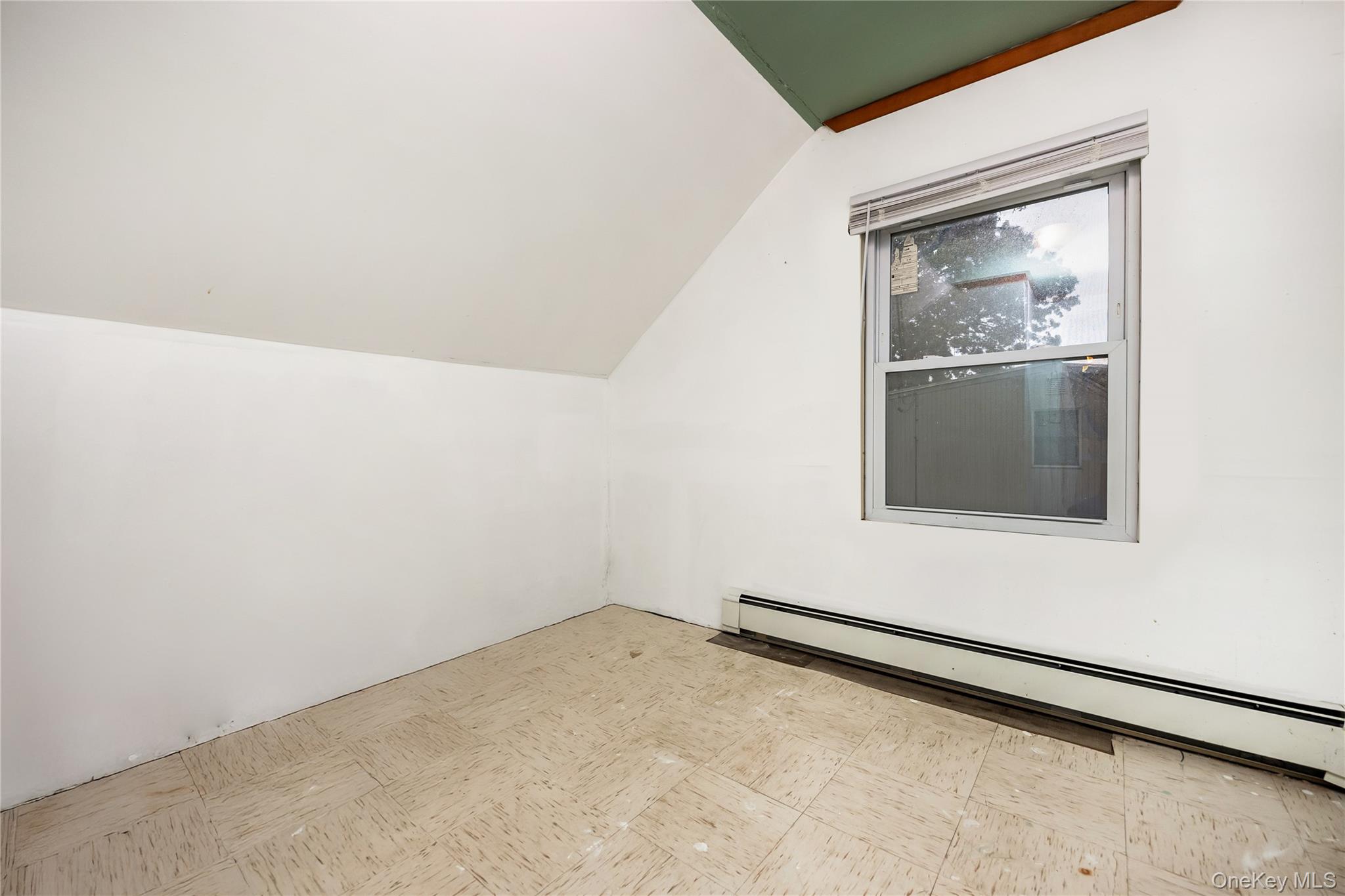 #13 photo, 1137 Namdac Avenue, Bay Shore , NY 11706