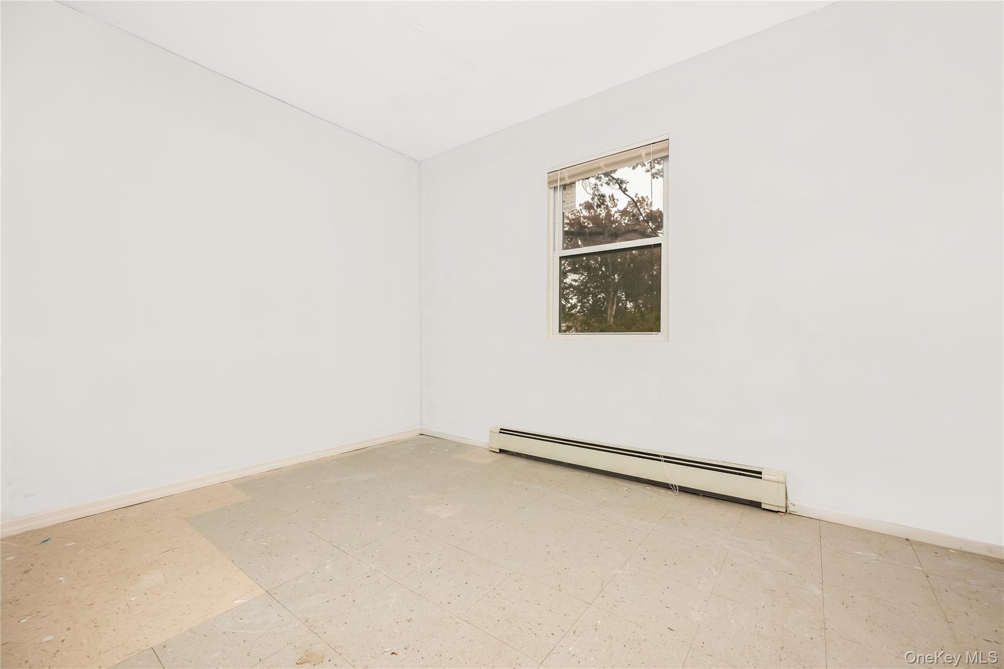 #14 photo, 1137 Namdac Avenue, Bay Shore , NY 11706