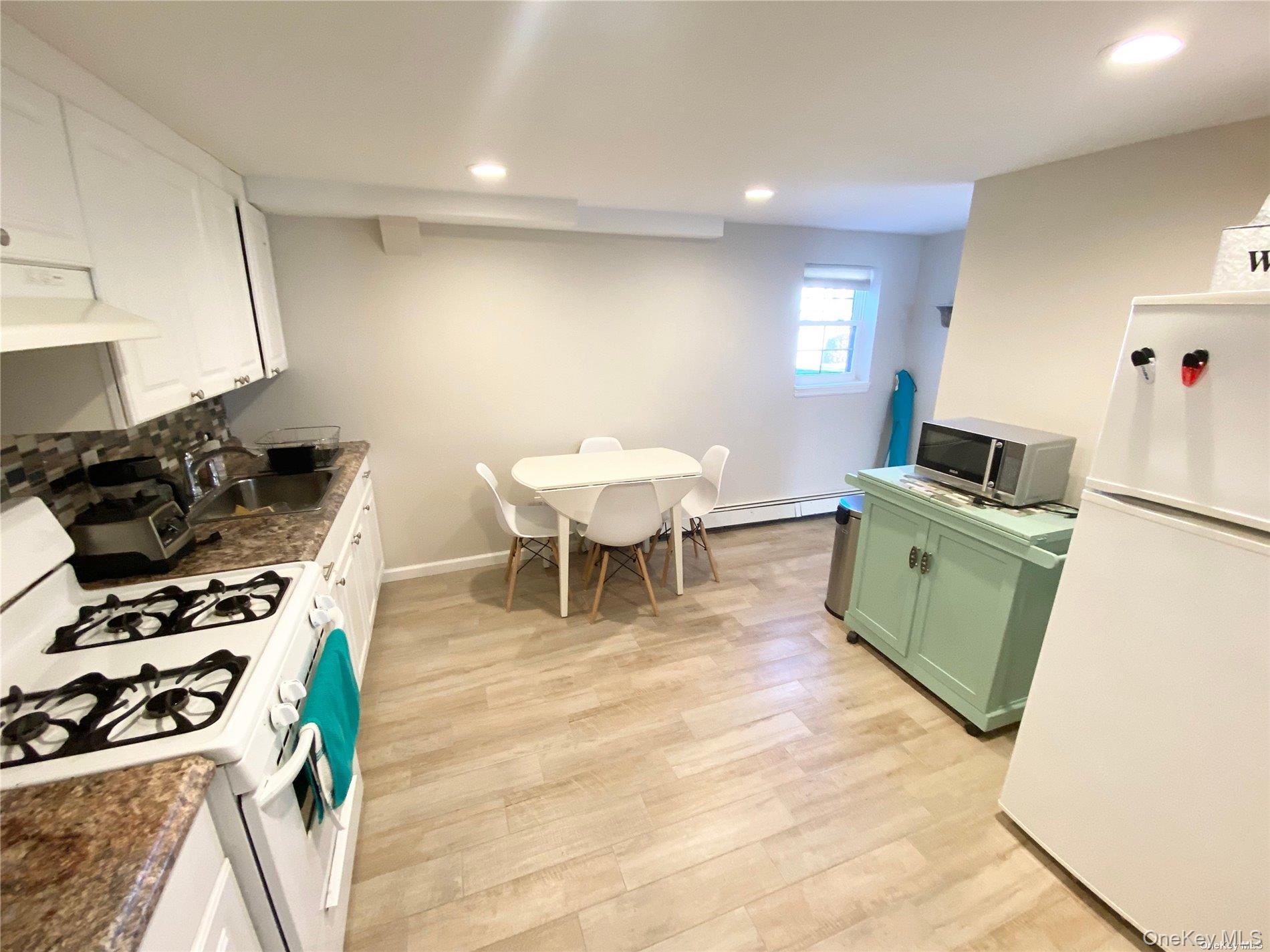 #6 photo, 255 Roosevelt Boulevard, Long Beach , NY 11561