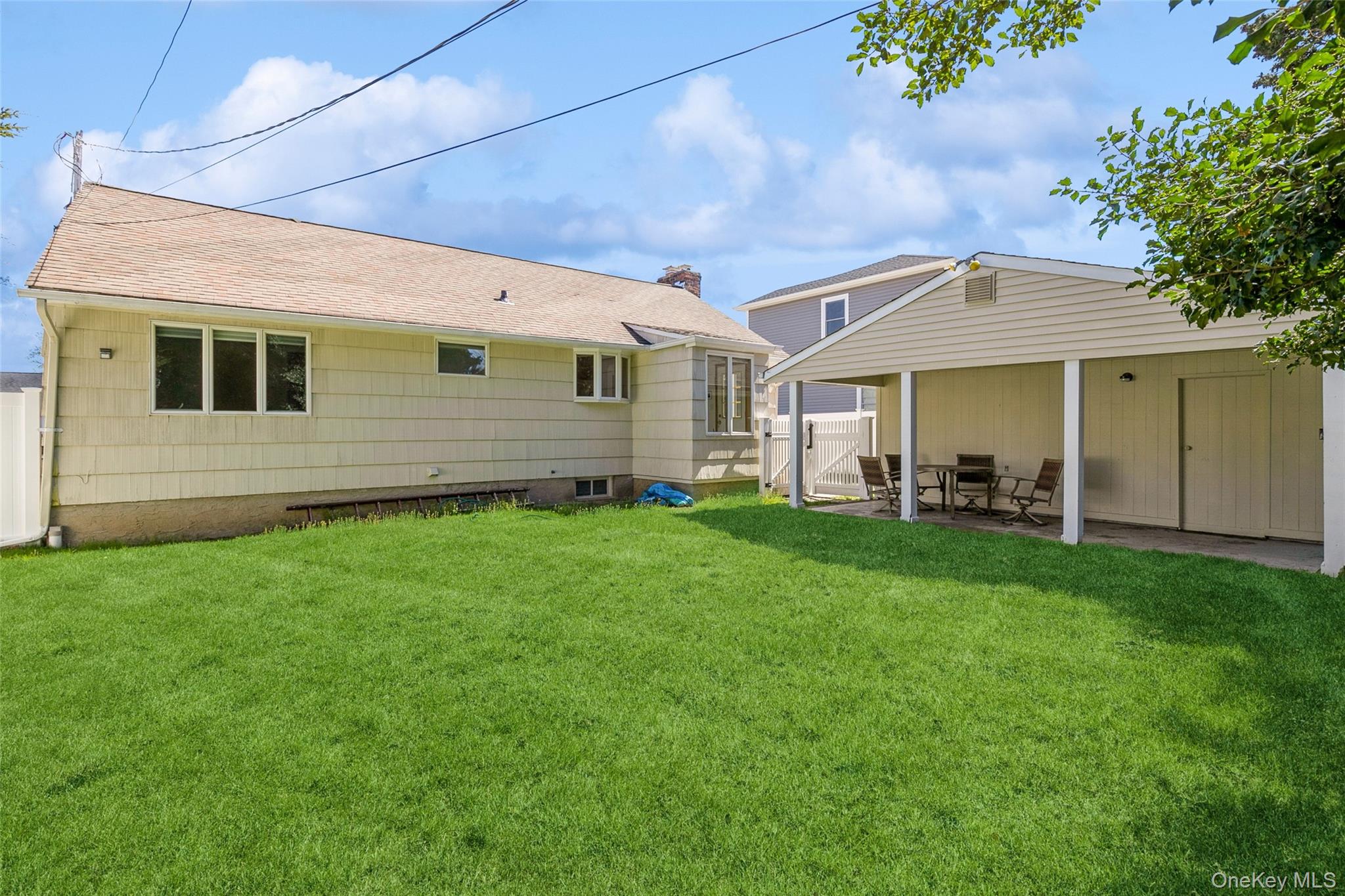 #7 photo, 26 Whitman Avenue, Syosset , NY 11791