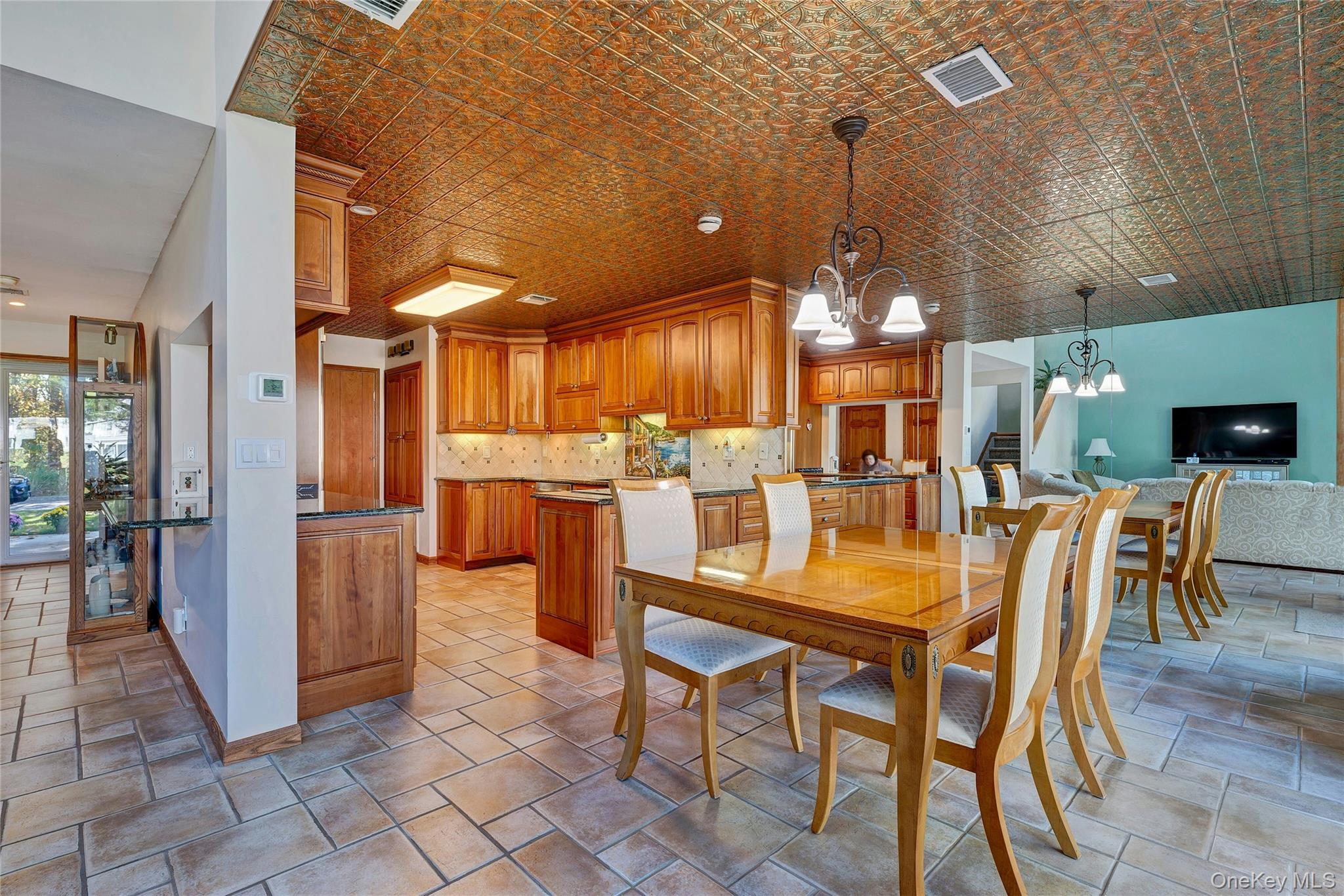 #12 photo, 94 Hampton Vista Drive, Manorville , NY 11949