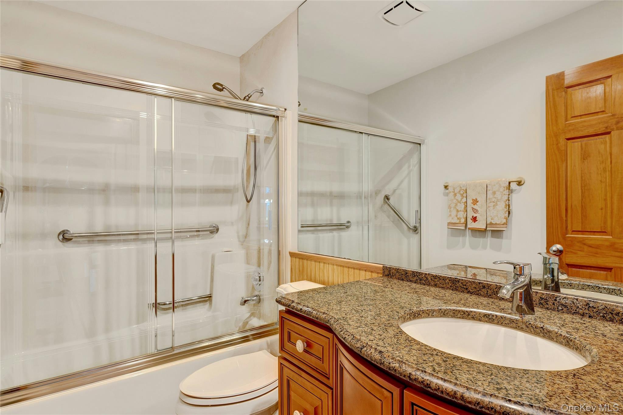 #17 photo, 94 Hampton Vista Drive, Manorville , NY 11949