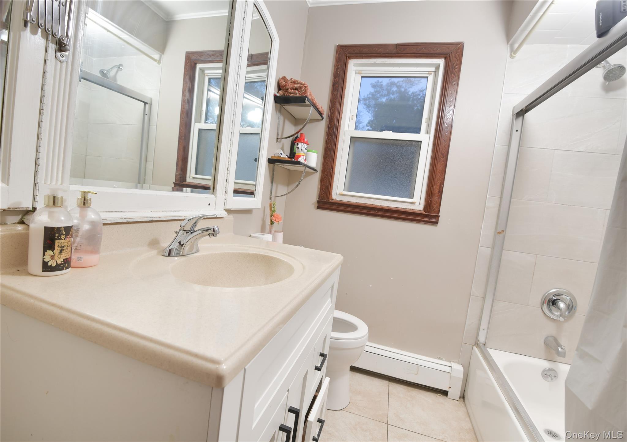 #6 photo, 76 E Hollywood Avenue, Babylon , NY 11757