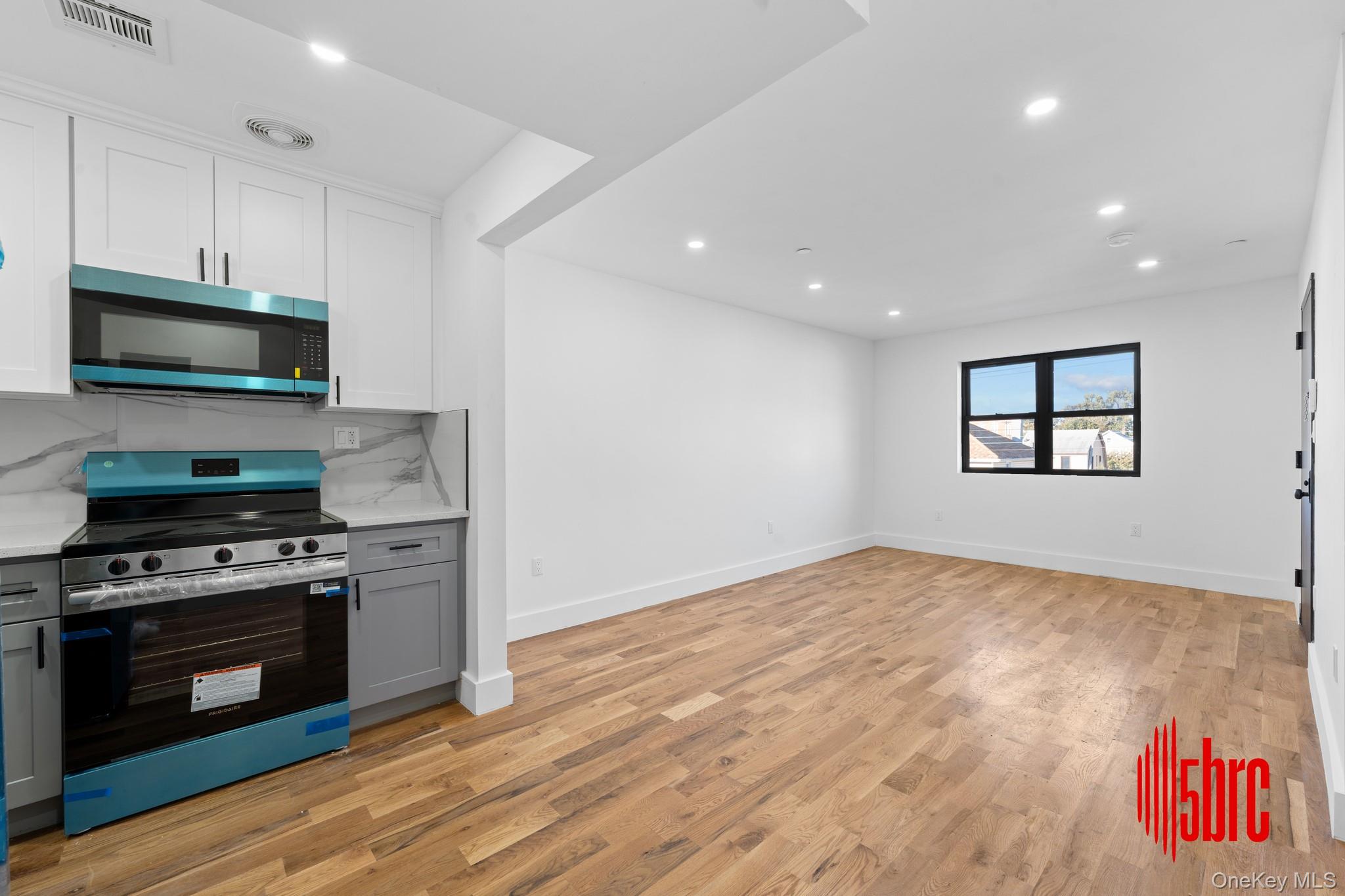 #11 photo, 21836 133rd Road, Springfield Gardens , NY 11413