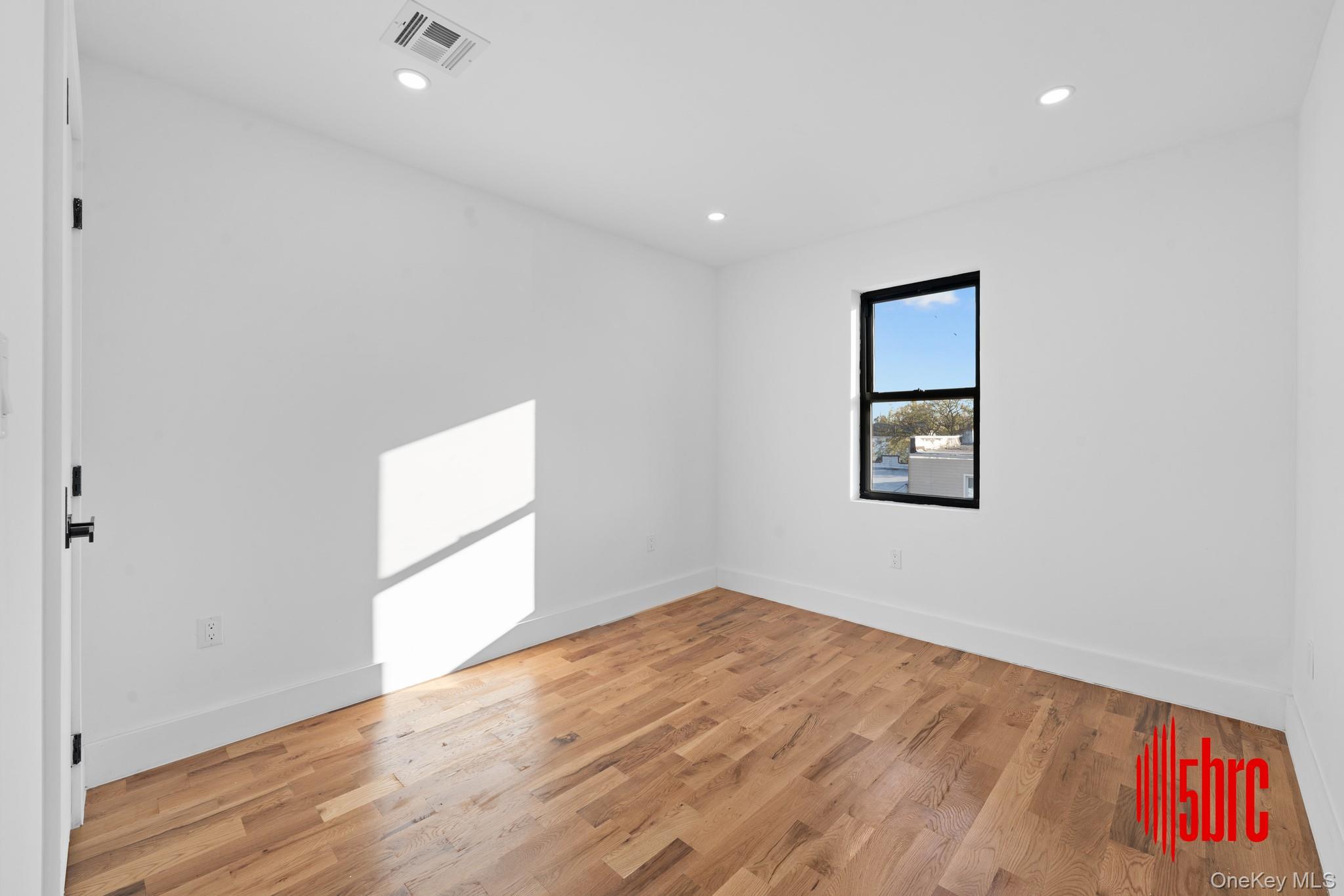 #13 photo, 21836 133rd Road, Springfield Gardens , NY 11413