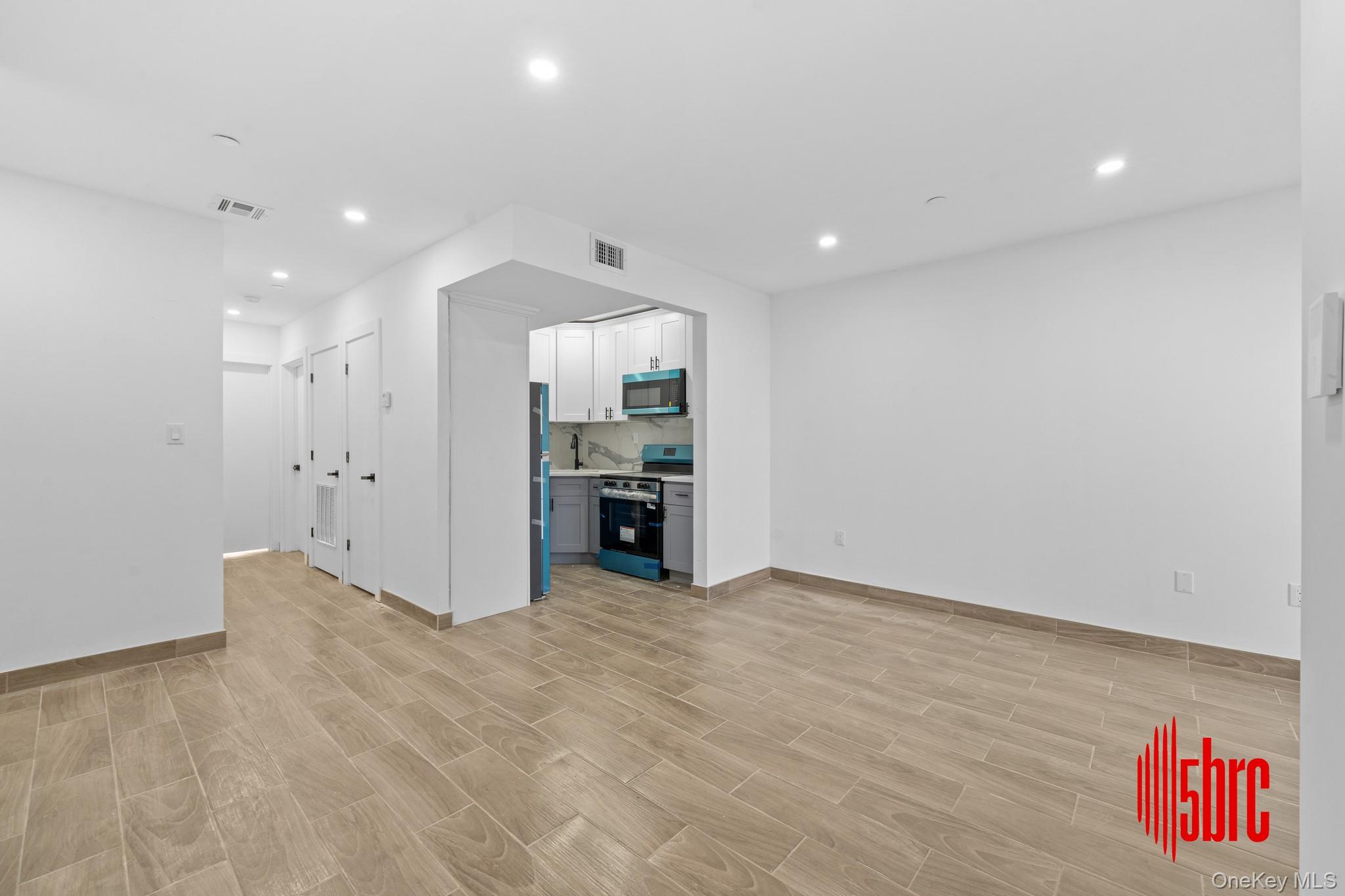 #19 photo, 21836 133rd Road, Springfield Gardens , NY 11413