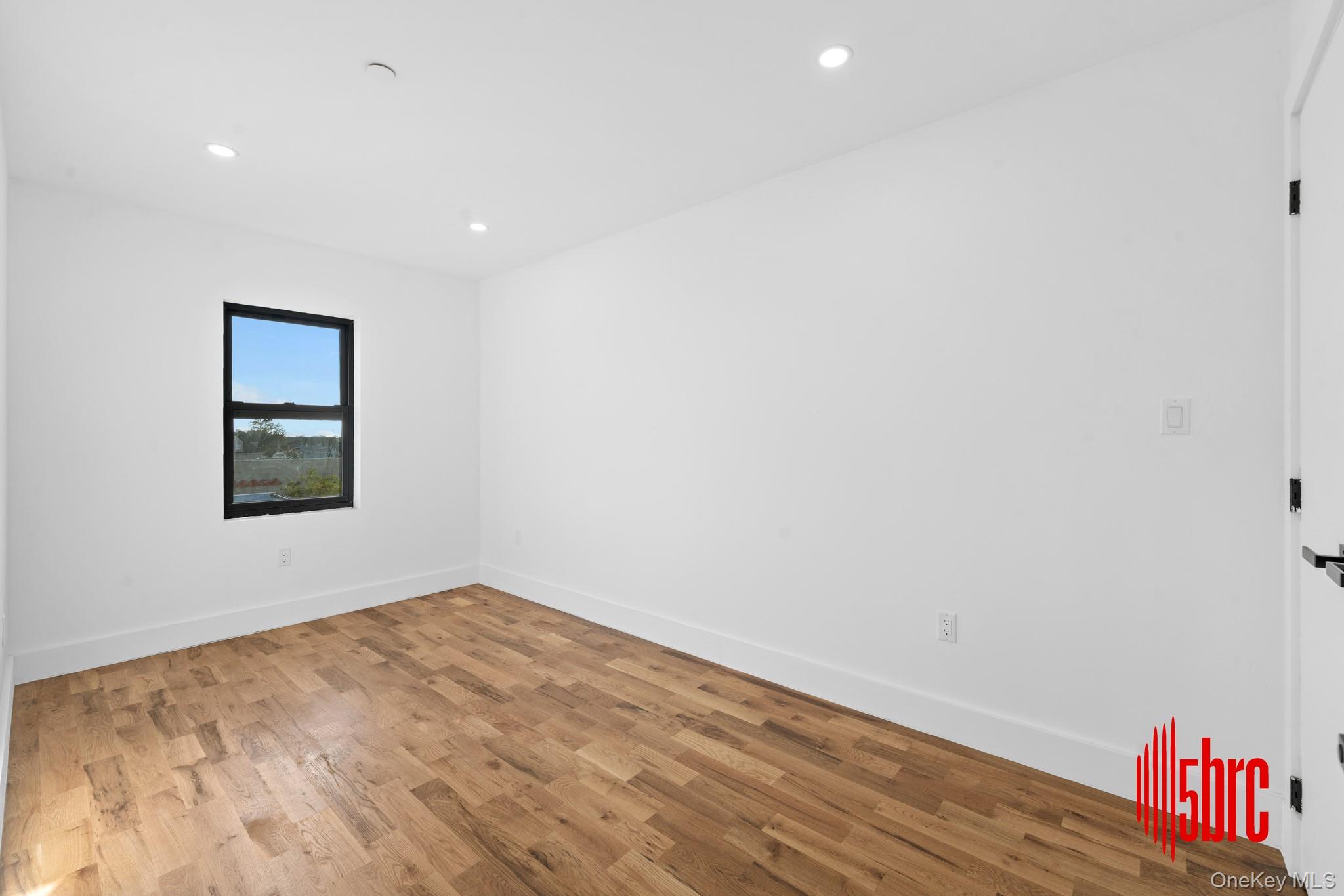 #4 photo, 21836 133rd Road, Springfield Gardens , NY 11413