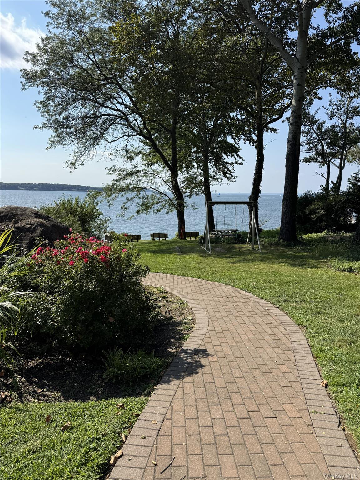 #12 photo, 19 Carlisle Drive, Northport , NY 11768