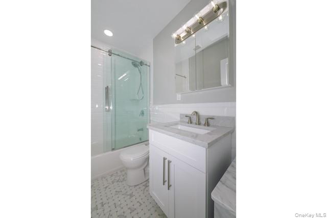 #10 photo, 605 Tulip Avenue, Stewart Manor , NY 11530