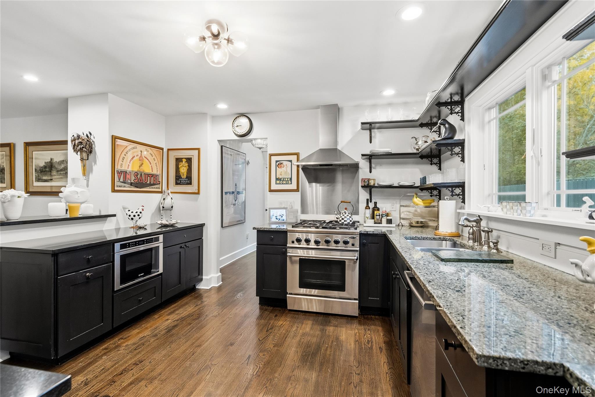 #19 photo, 64 Central Parkway, Huntington , NY 11743