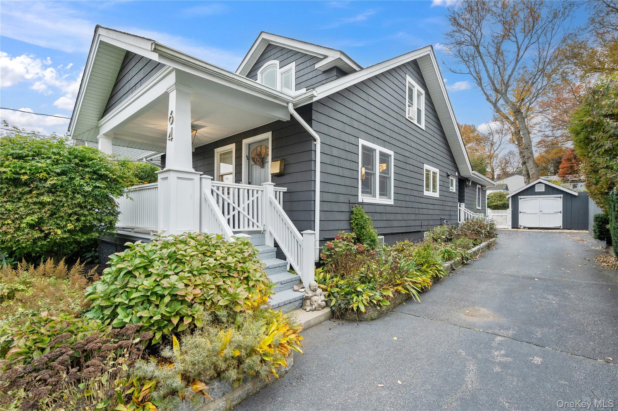 #4 photo, 64 Central Parkway, Huntington , NY 11743