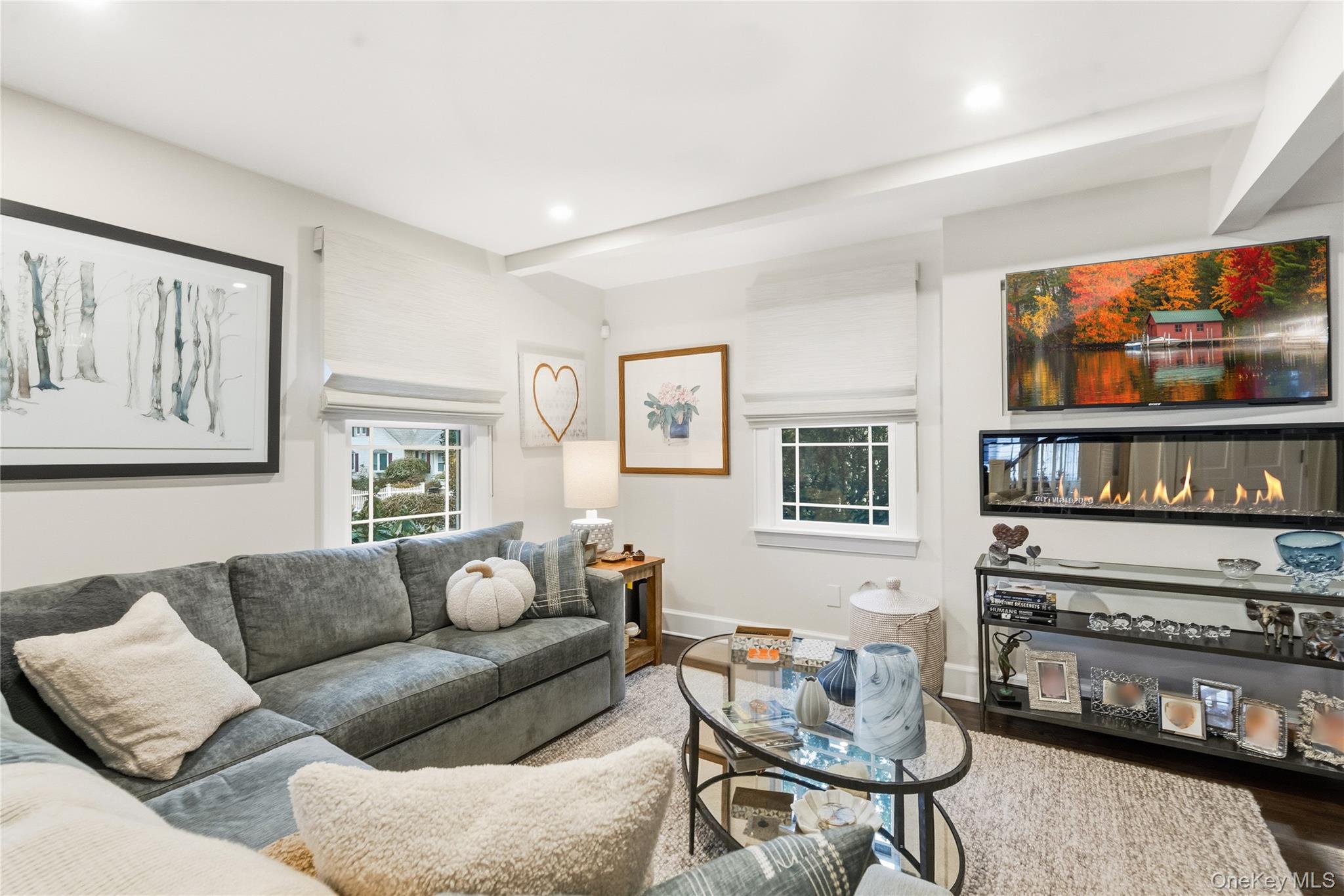 #8 photo, 64 Central Parkway, Huntington , NY 11743