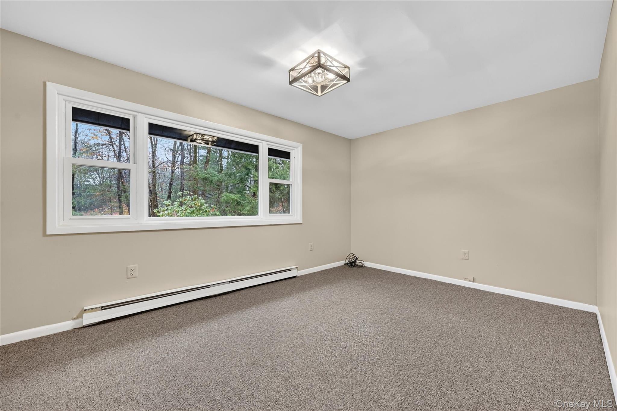 #19 photo, 11 Kathleen Court, Kiamesha Lake , NY 12751