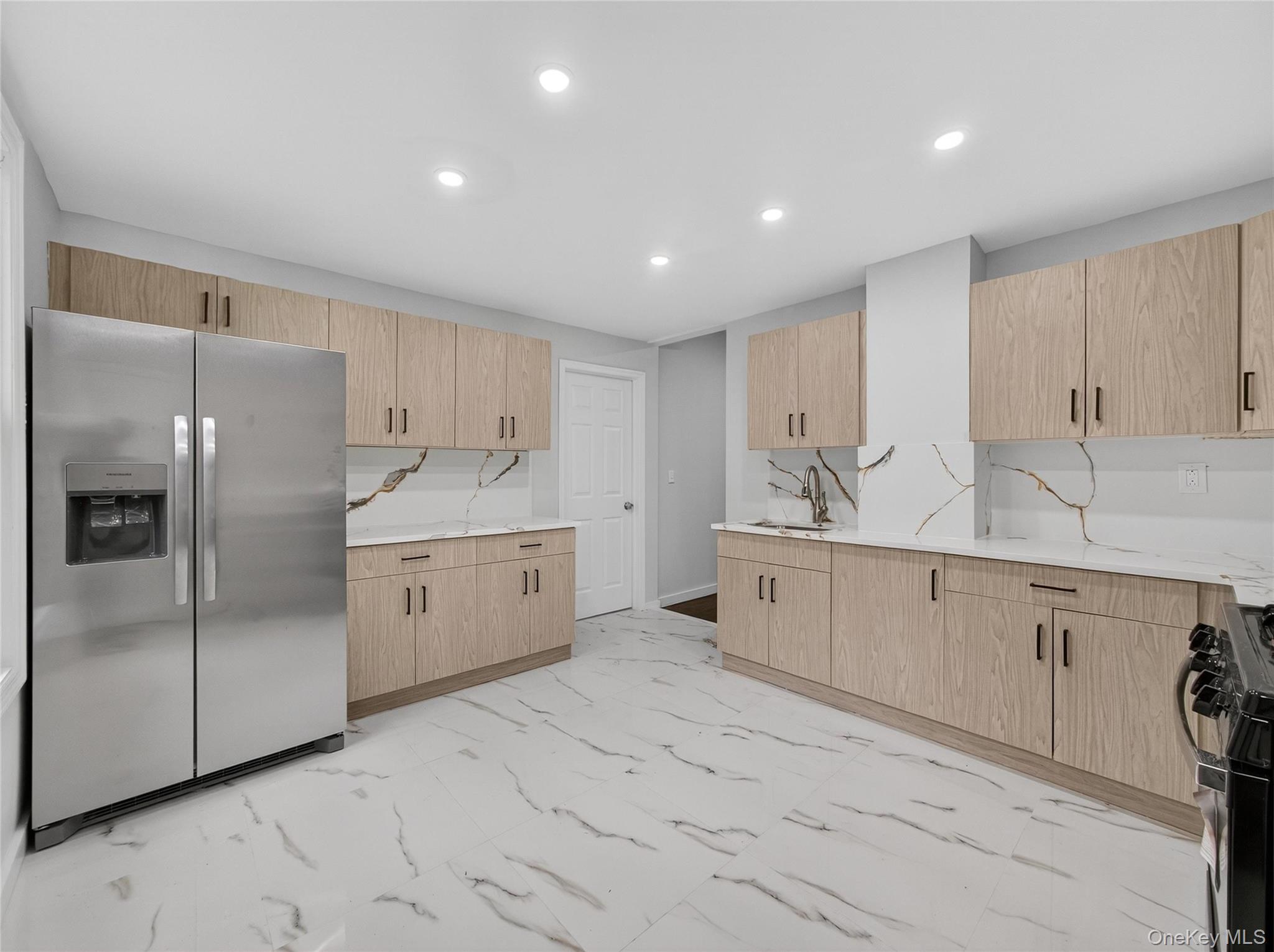 #4 photo, 17 W Maple Avenue, Suffern , NY 10901