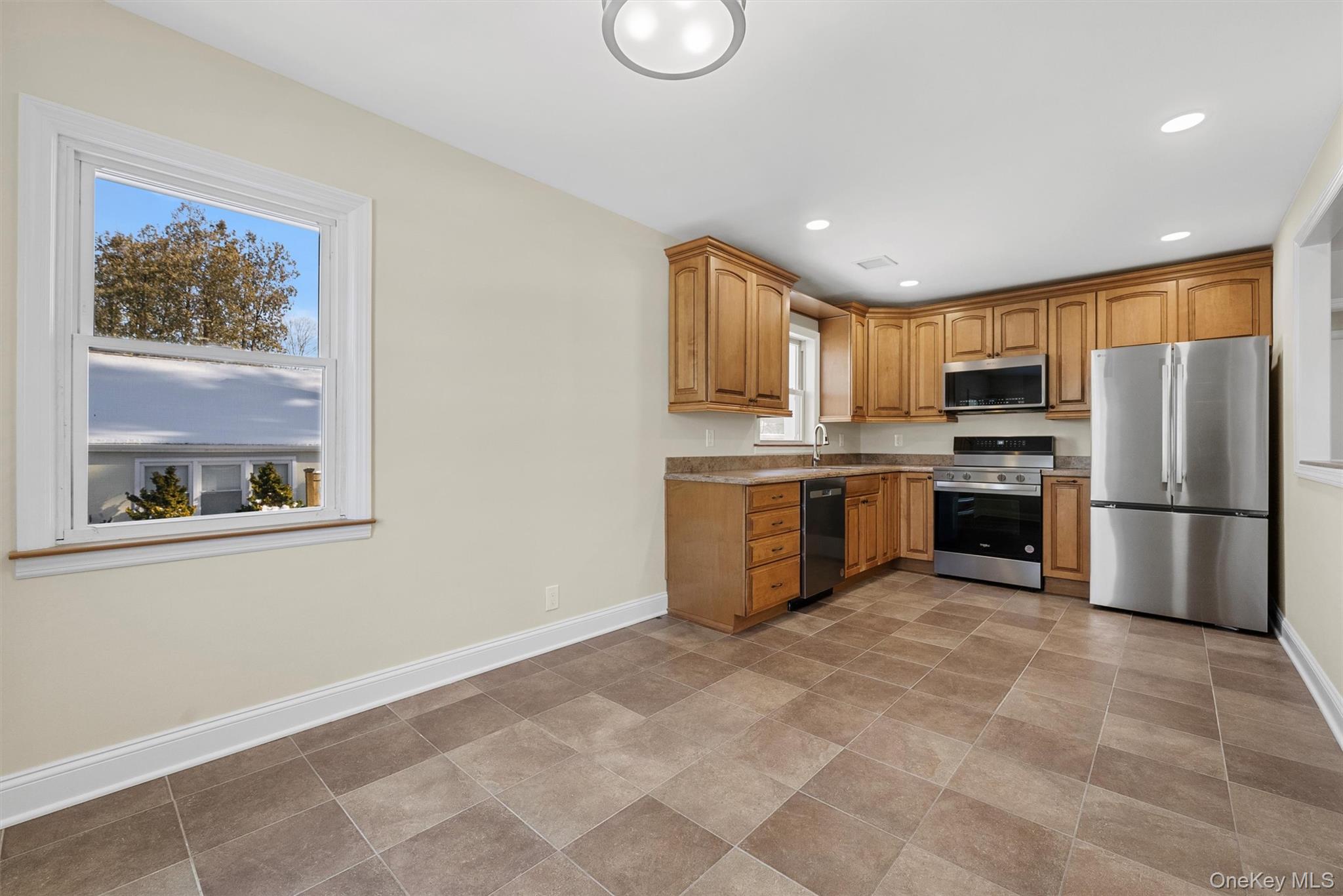 #10 photo, 913 Parkway Place, Shrub Oak , NY 10598