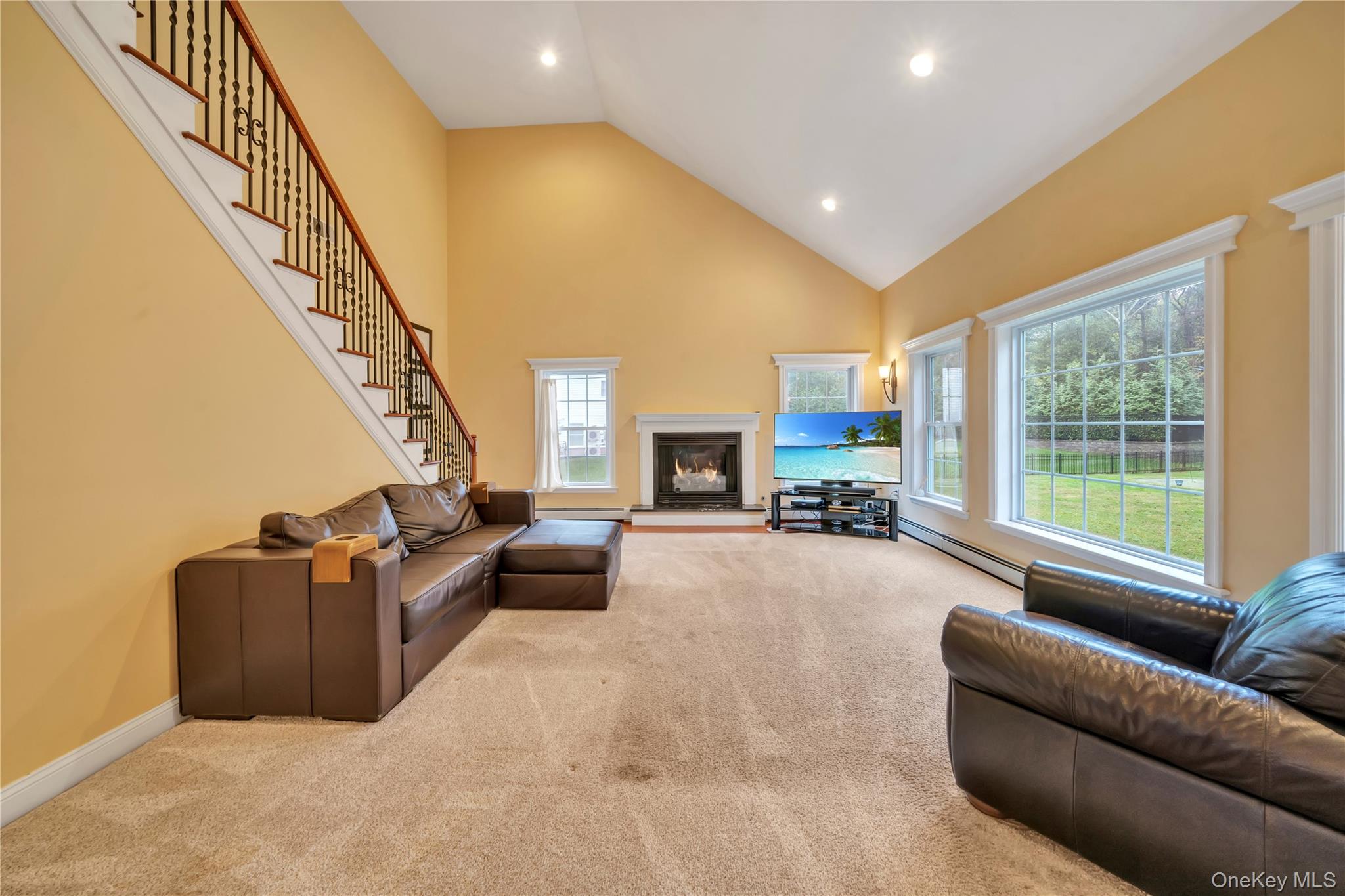 #15 photo, 11 Fant Farm Lane, Suffern , NY 10901