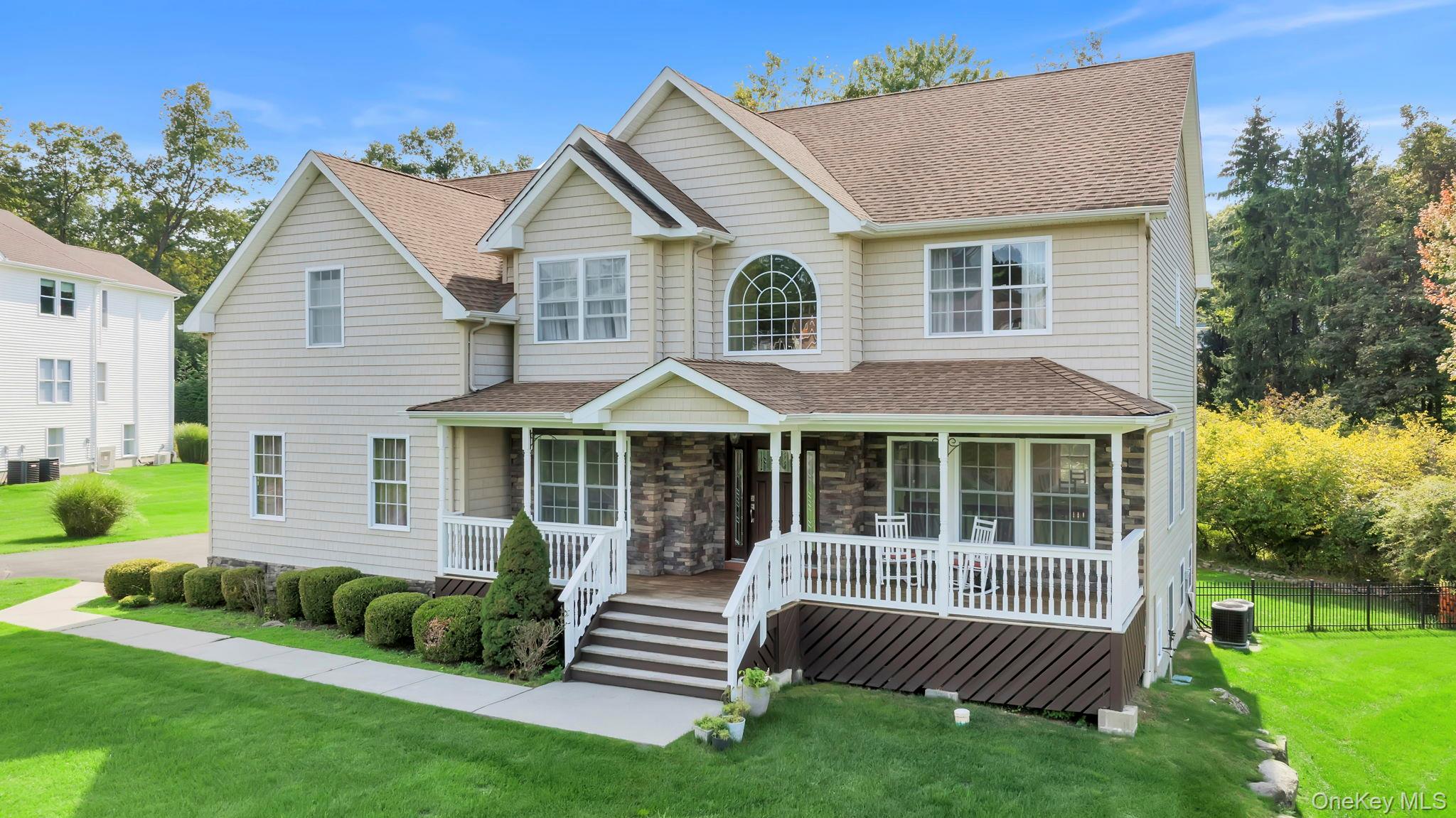 #2 photo, 11 Fant Farm Lane, Suffern , NY 10901