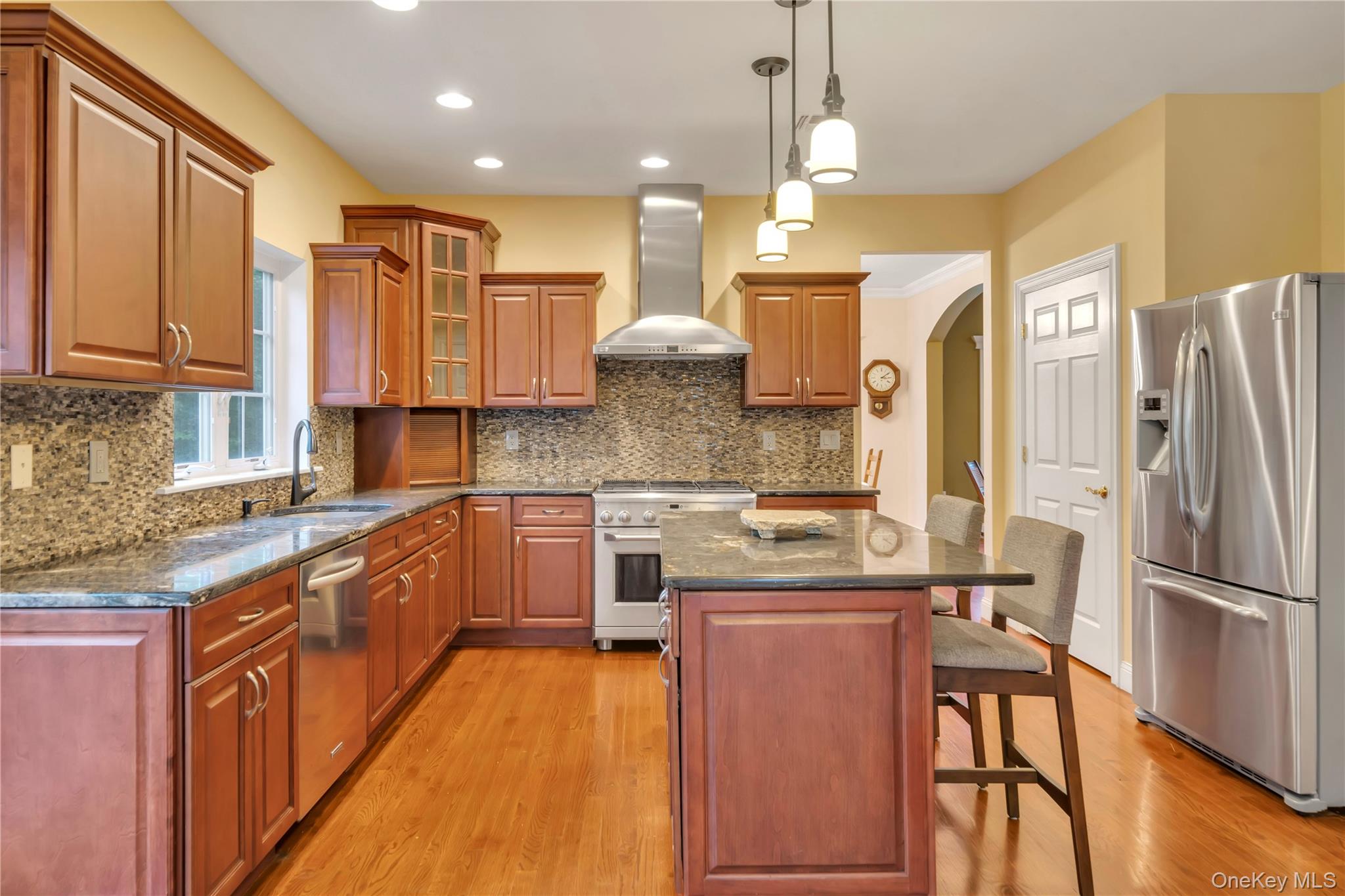 #6 photo, 11 Fant Farm Lane, Suffern , NY 10901