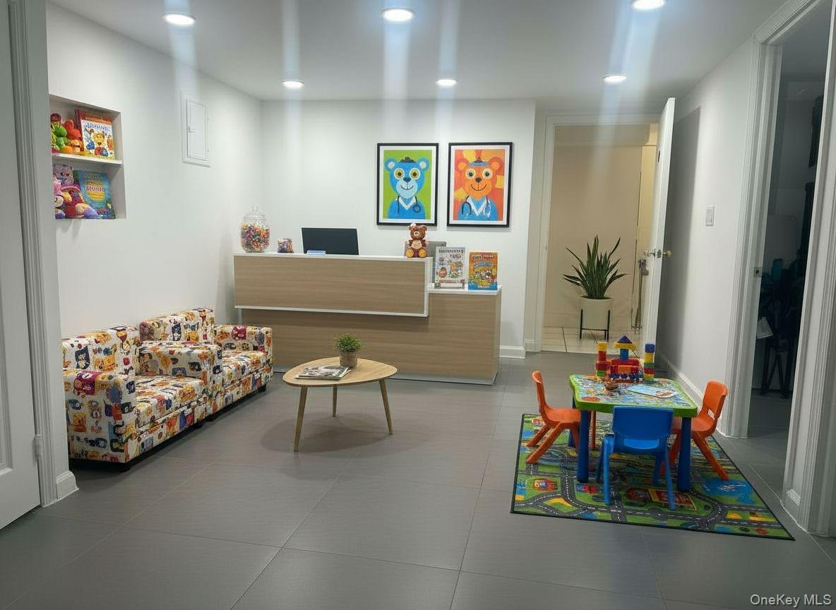 #16 photo, 75-58 113th Street, फॉरेस्ट हिल्स Forest Hills , NY 11375