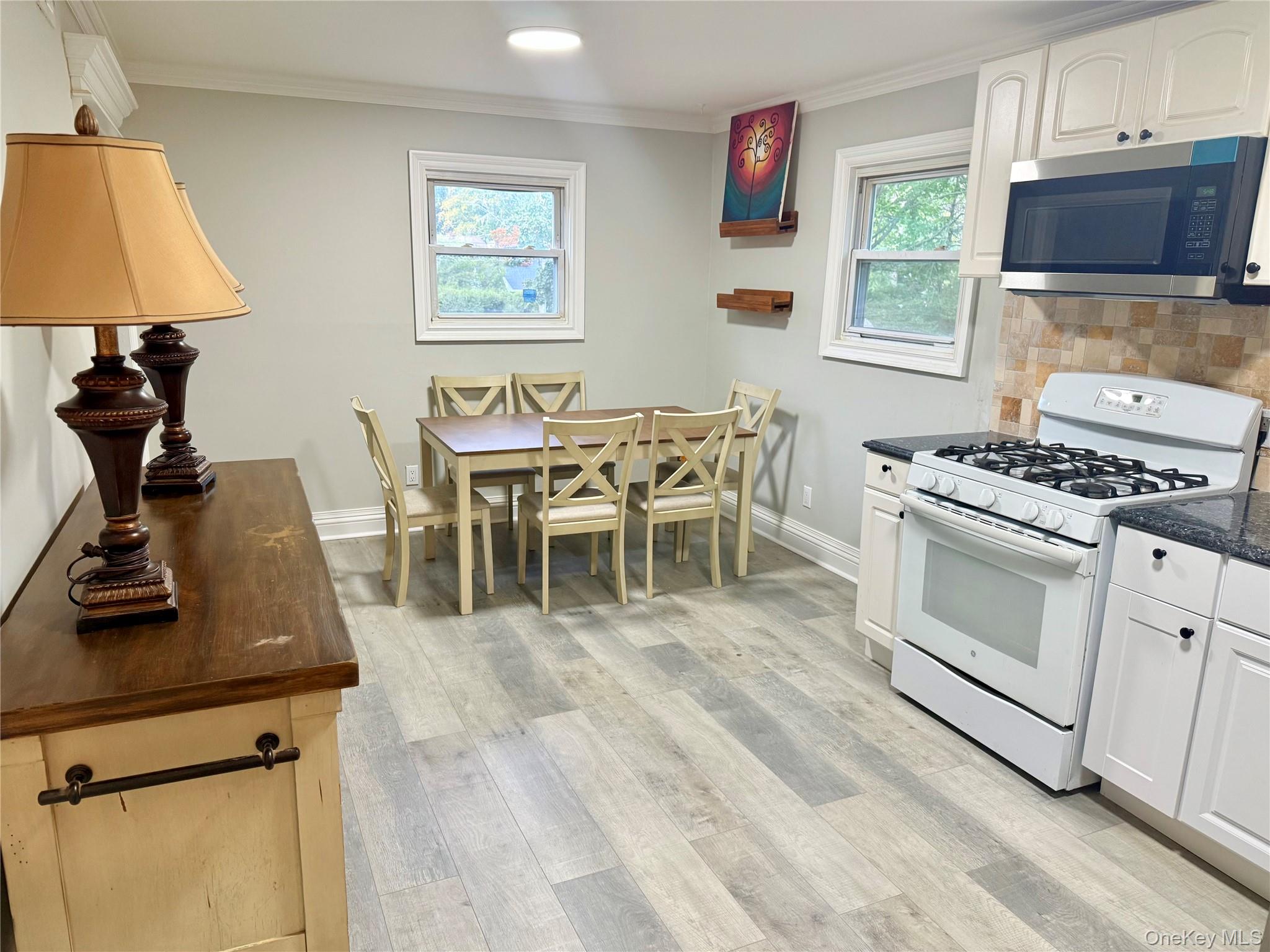 #3 photo, 66 Seaman Neck Road, Dix Hills , NY 11746